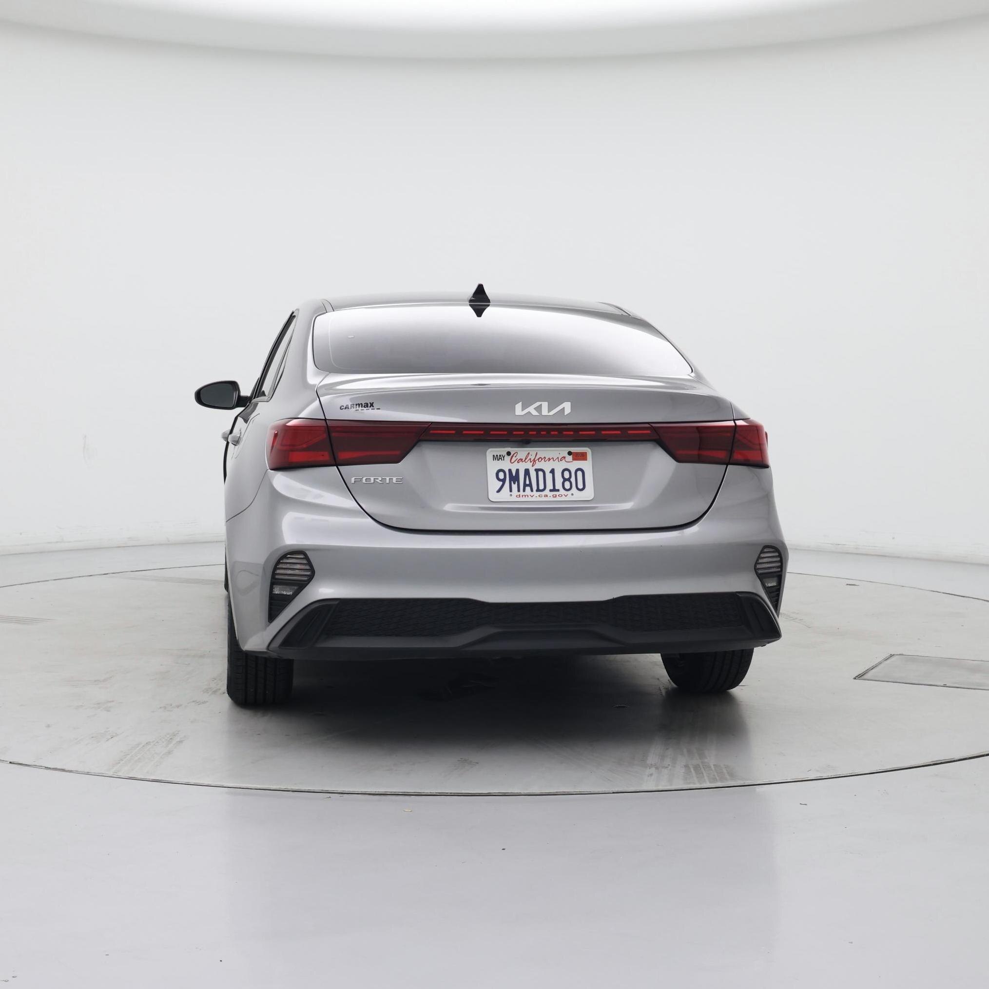 Thumbnail: 2024 Kia Forte - 6