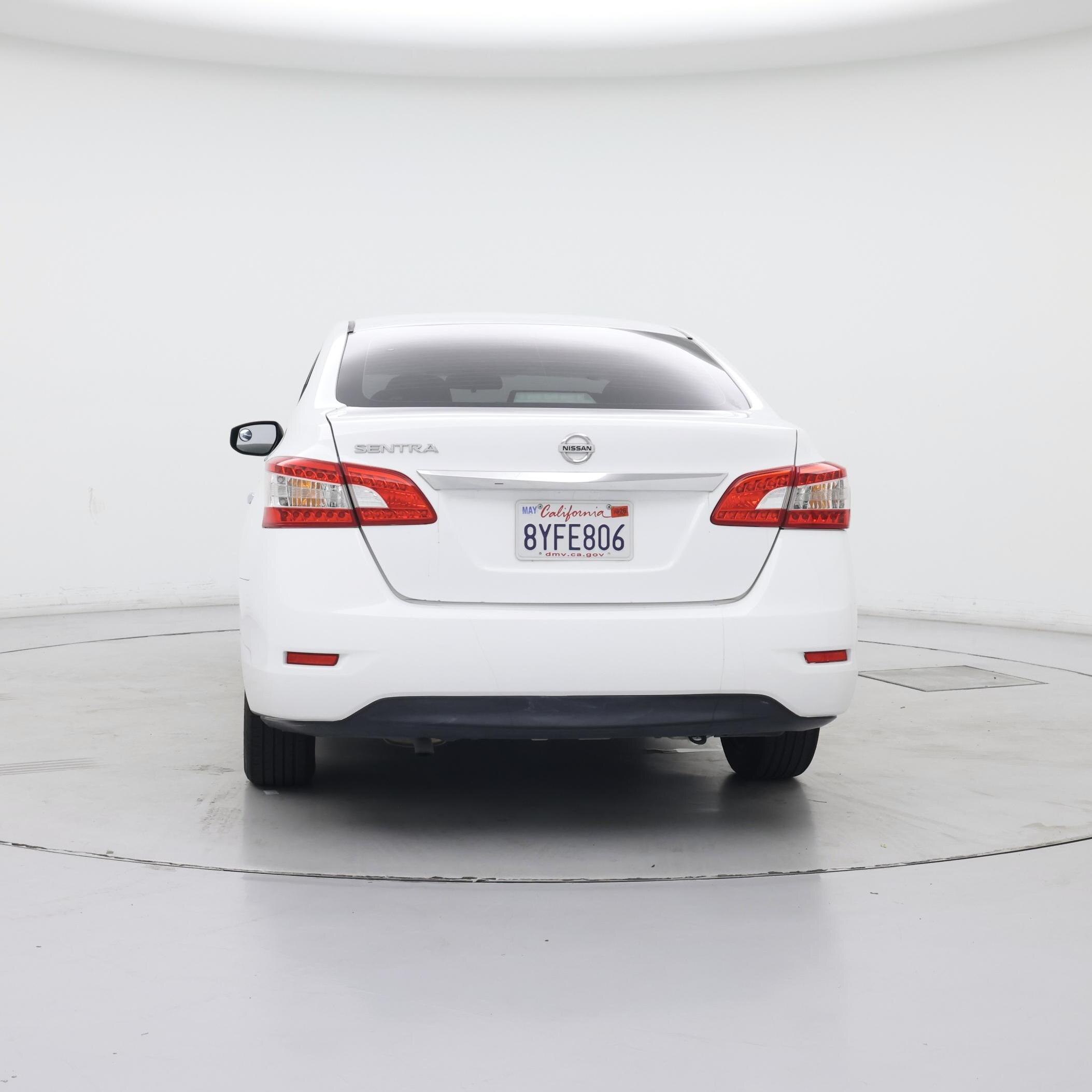 Thumbnail: 2015 Nissan Sentra - 6