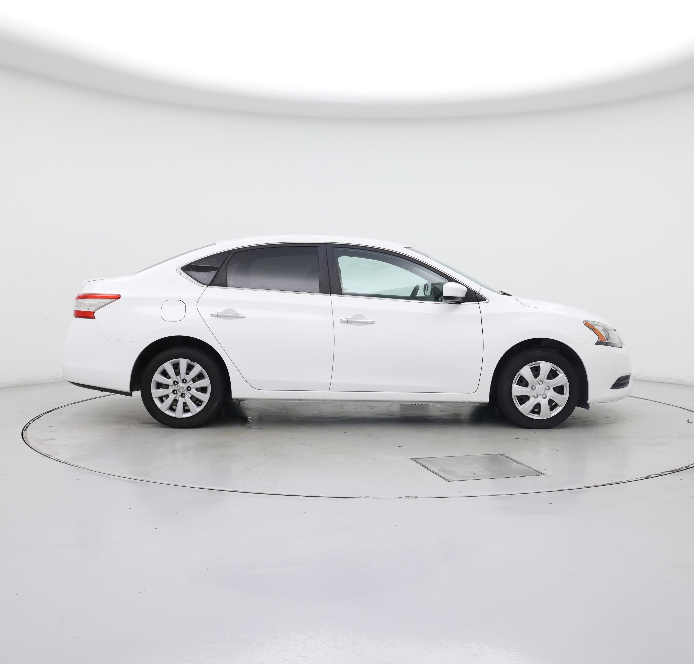 Thumbnail: 2015 Nissan Sentra - 7