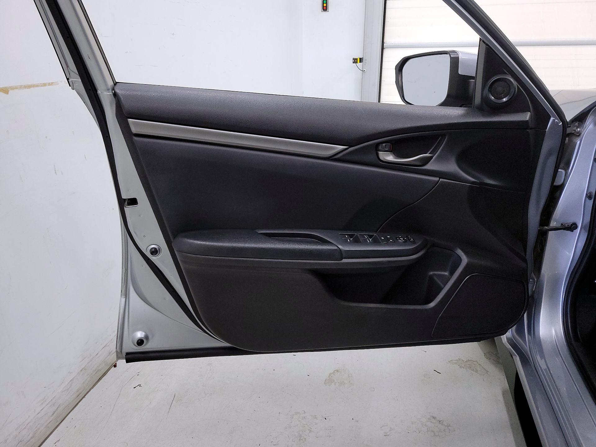 Thumbnail: 2020 Honda Civic - 12