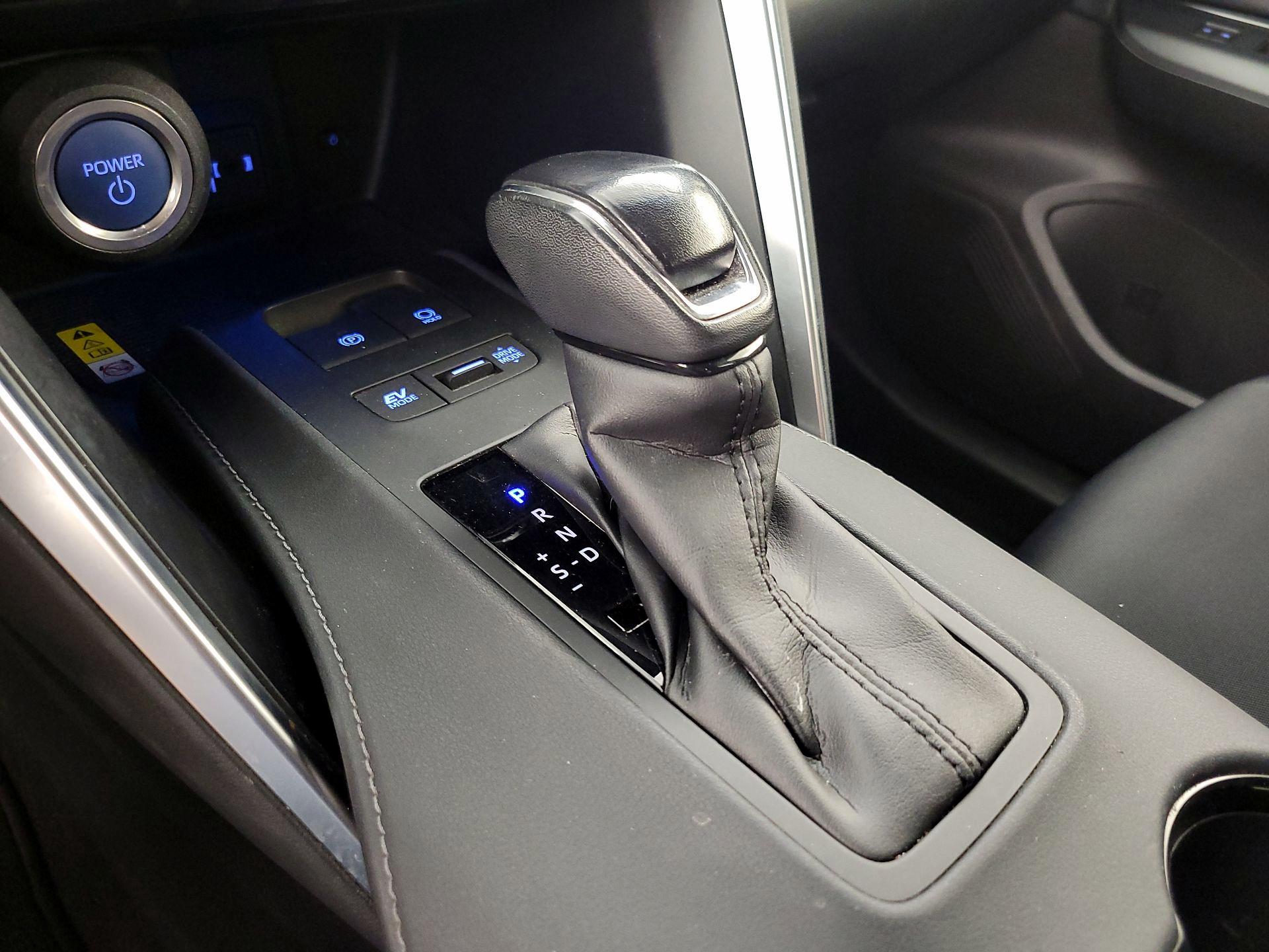 Thumbnail: 2021 Toyota Venza - 17