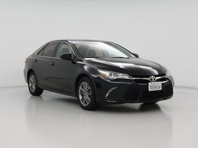 Black 2017 Toyota Camry SE