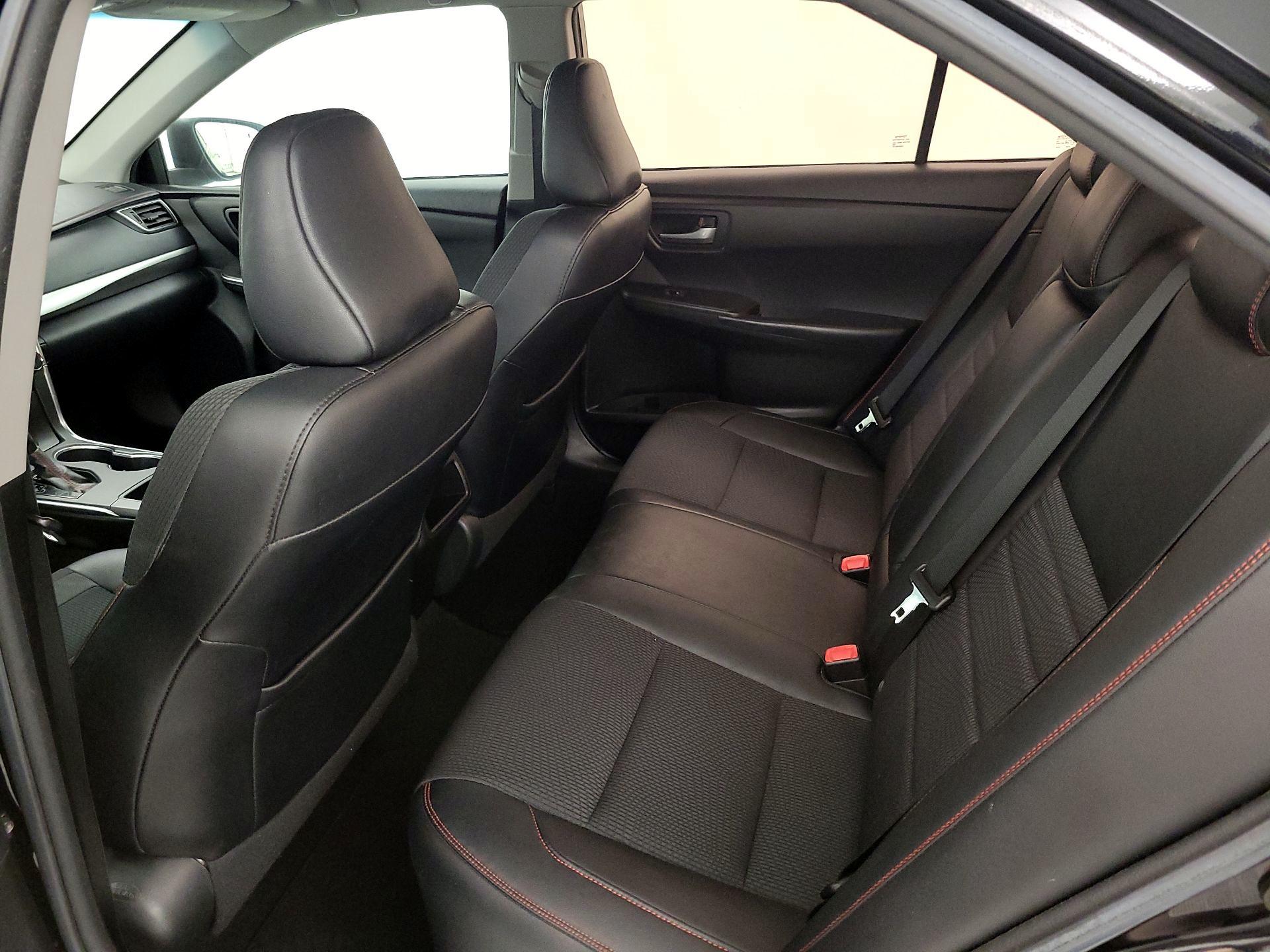 Thumbnail: 2017 Toyota Camry - 20