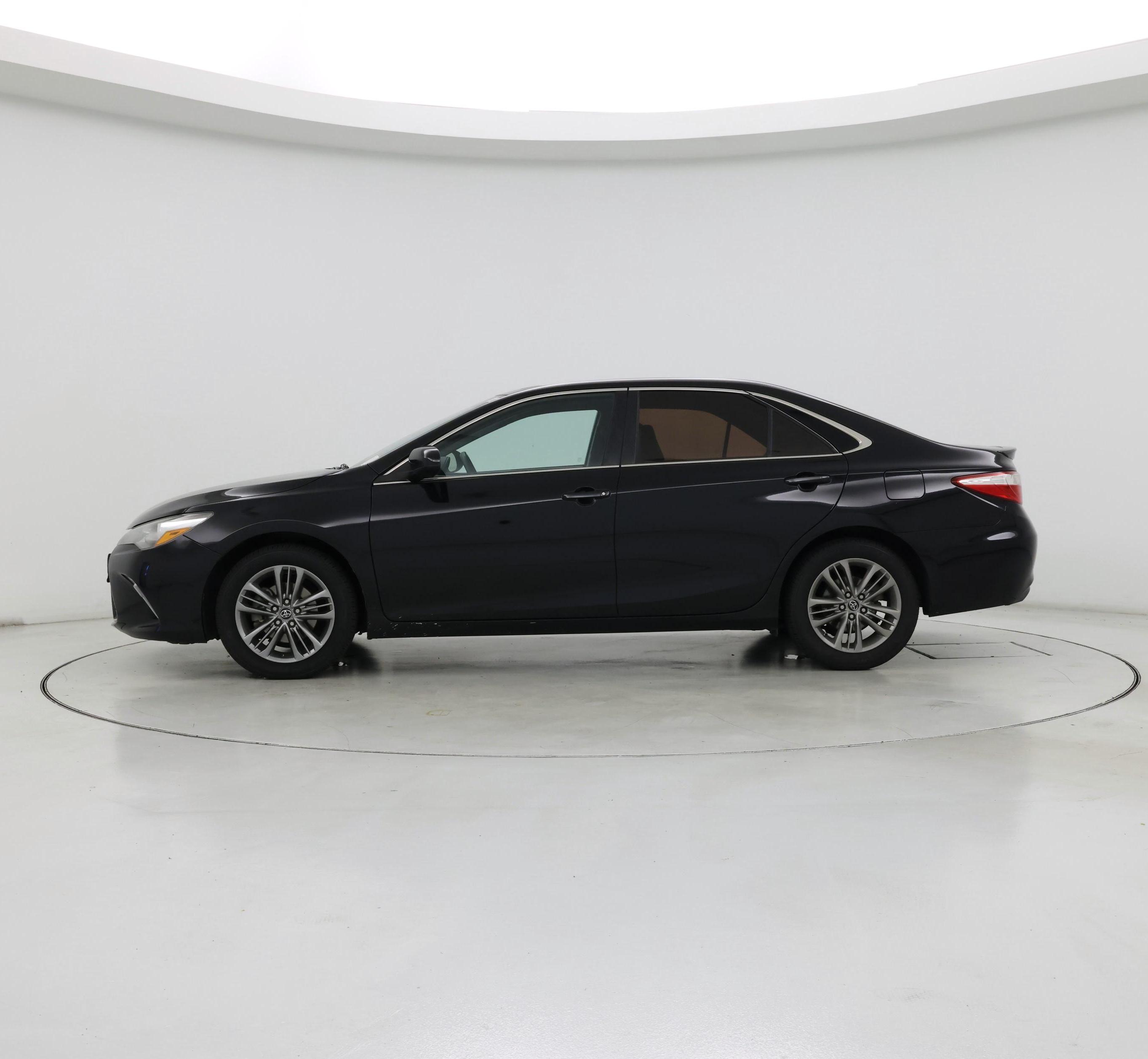 Thumbnail: 2017 Toyota Camry - 3
