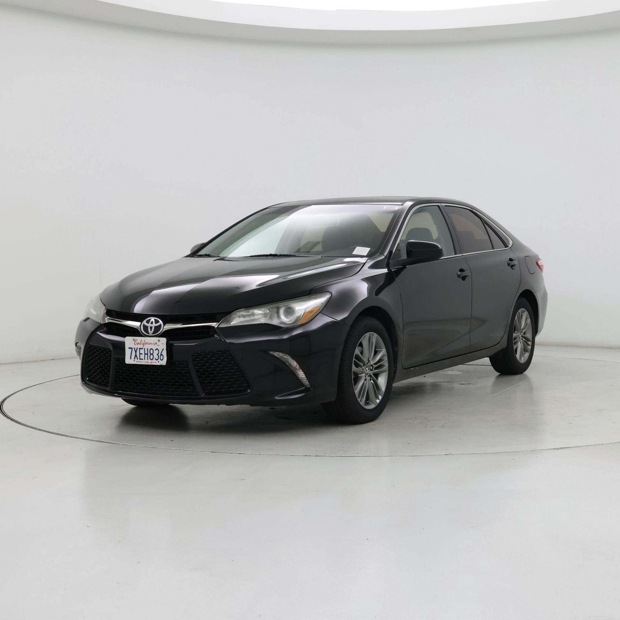 Thumbnail: 2017 Toyota Camry - 4