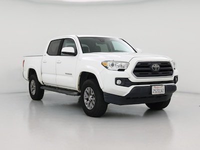 White 2019 Toyota Tacoma SR5