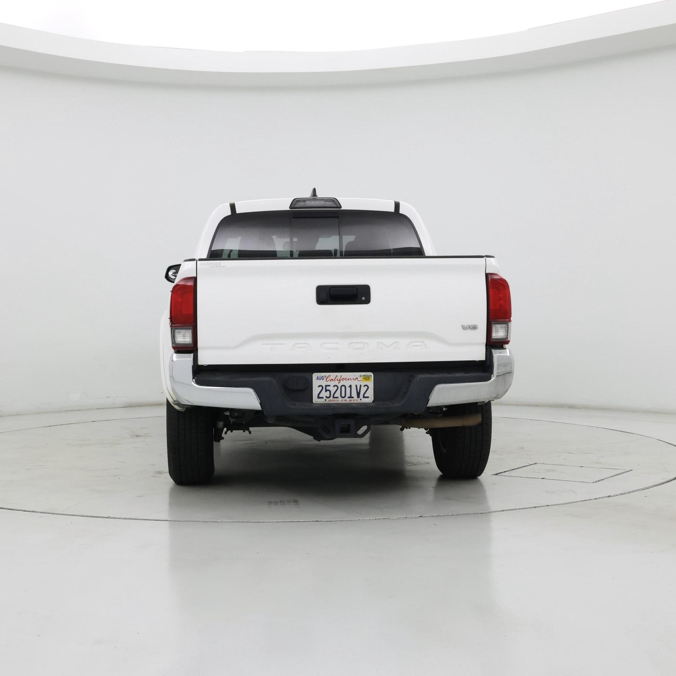 Thumbnail: 2019 Toyota Tacoma - 6