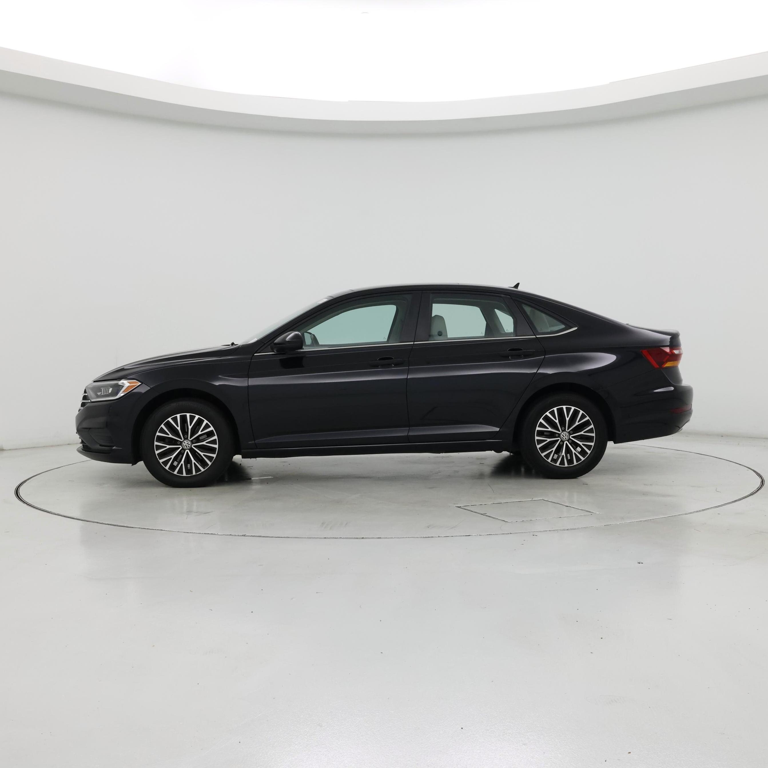 Thumbnail: 2019 Volkswagen Jetta - 3