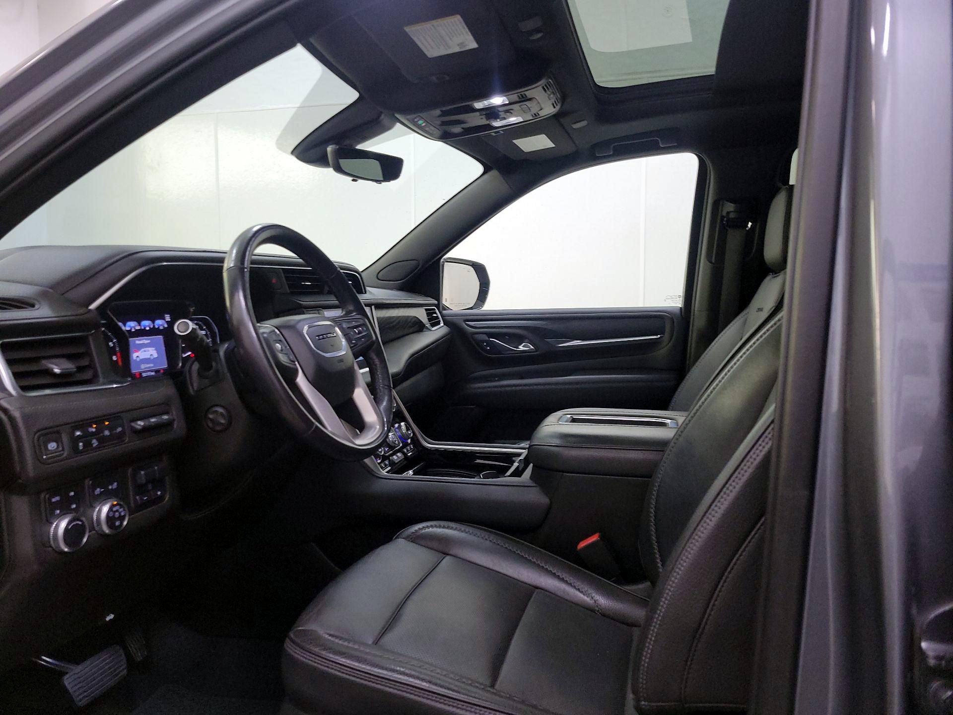 Thumbnail: 2021 GMC Yukon XL - 11