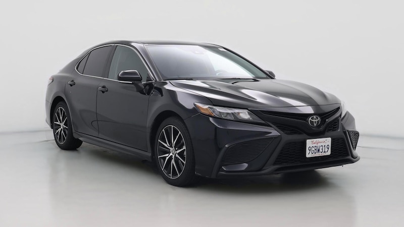2023 Toyota Camry SE Hero Image