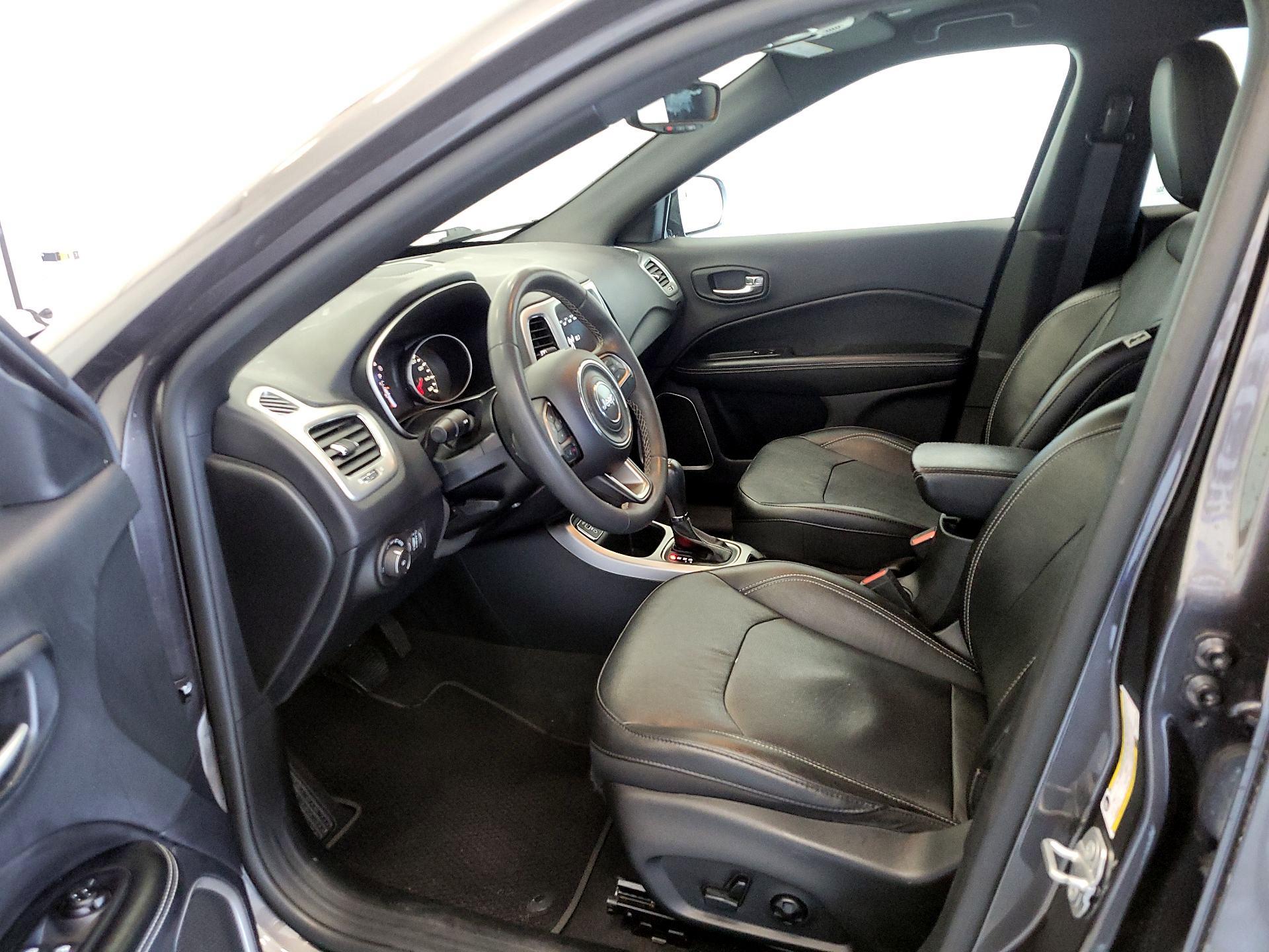 Thumbnail: 2021 Jeep Compass - 11