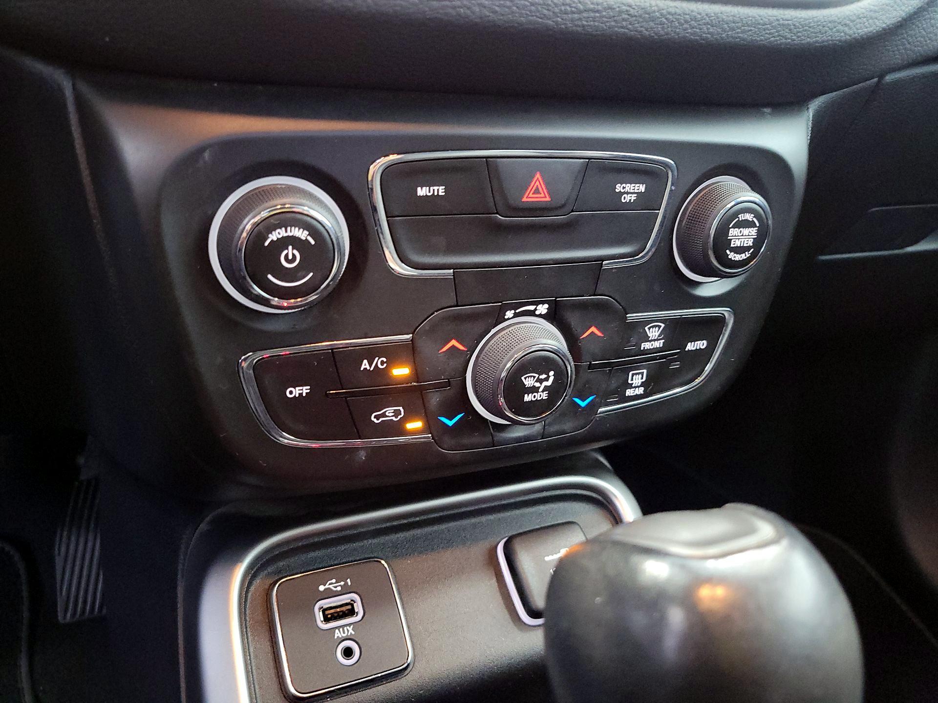 Thumbnail: 2021 Jeep Compass - 15