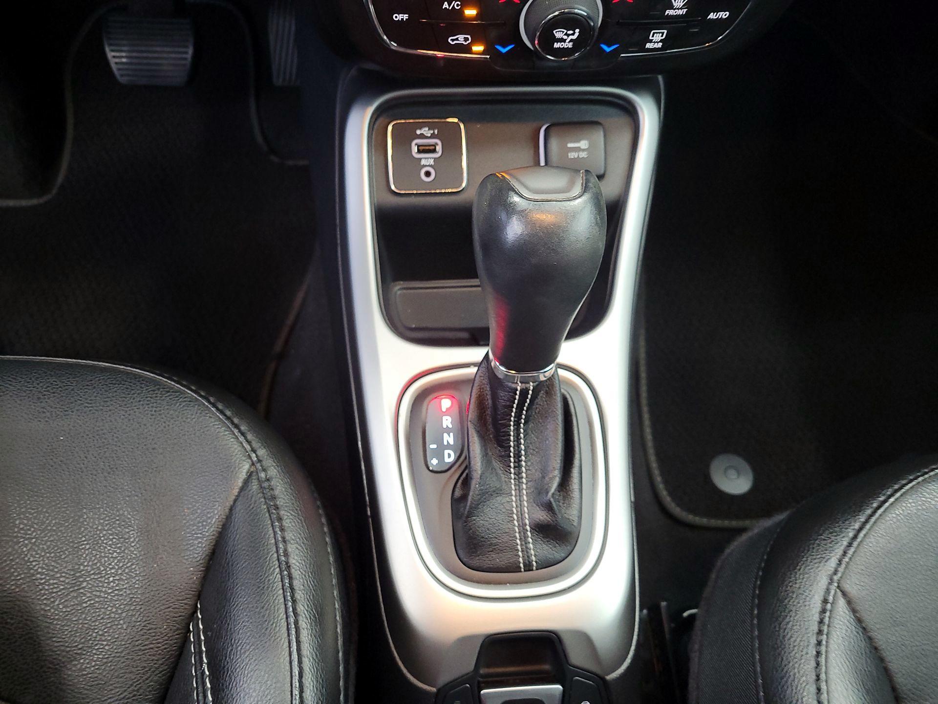 Thumbnail: 2021 Jeep Compass - 16