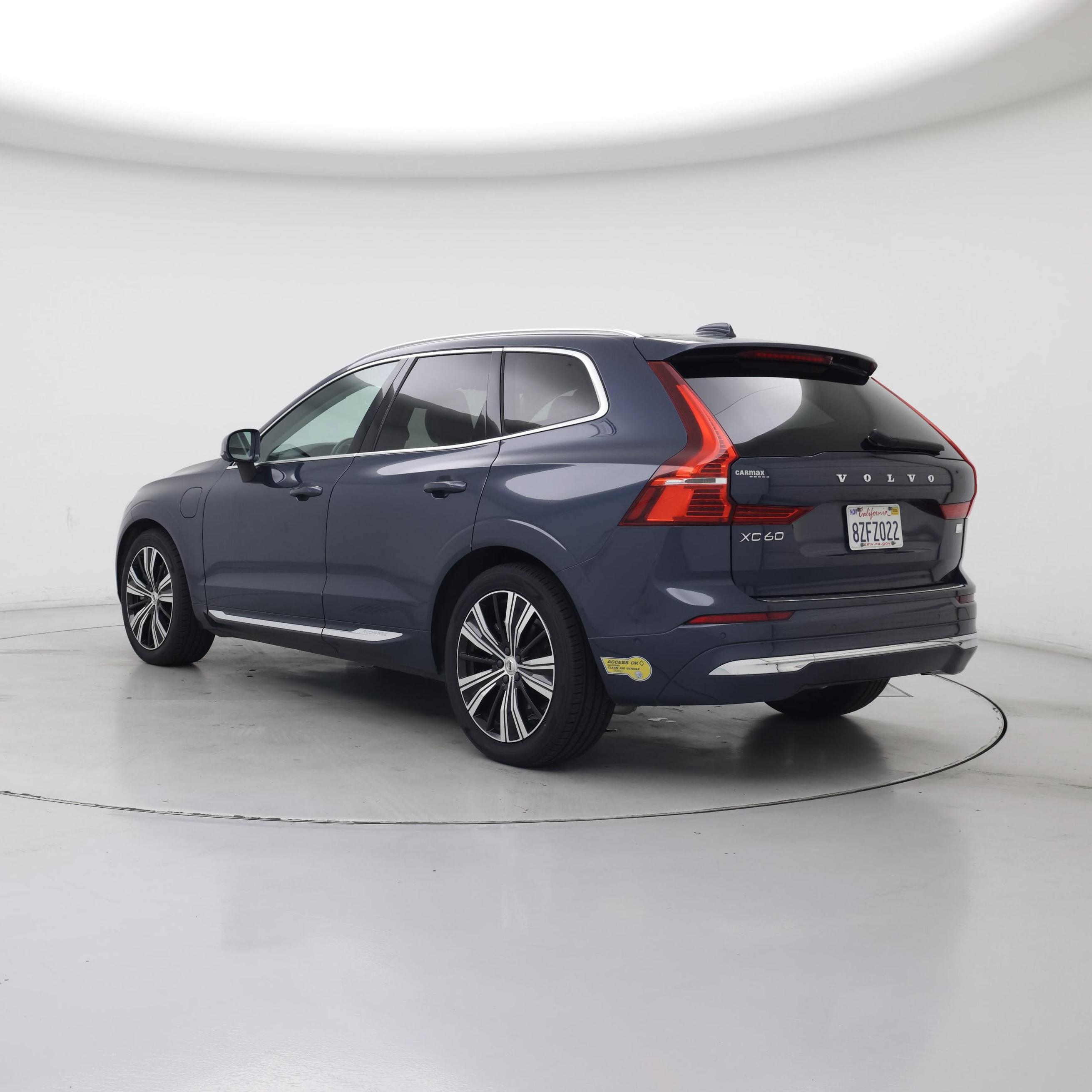 Thumbnail: 2022 Volvo XC60 - 2