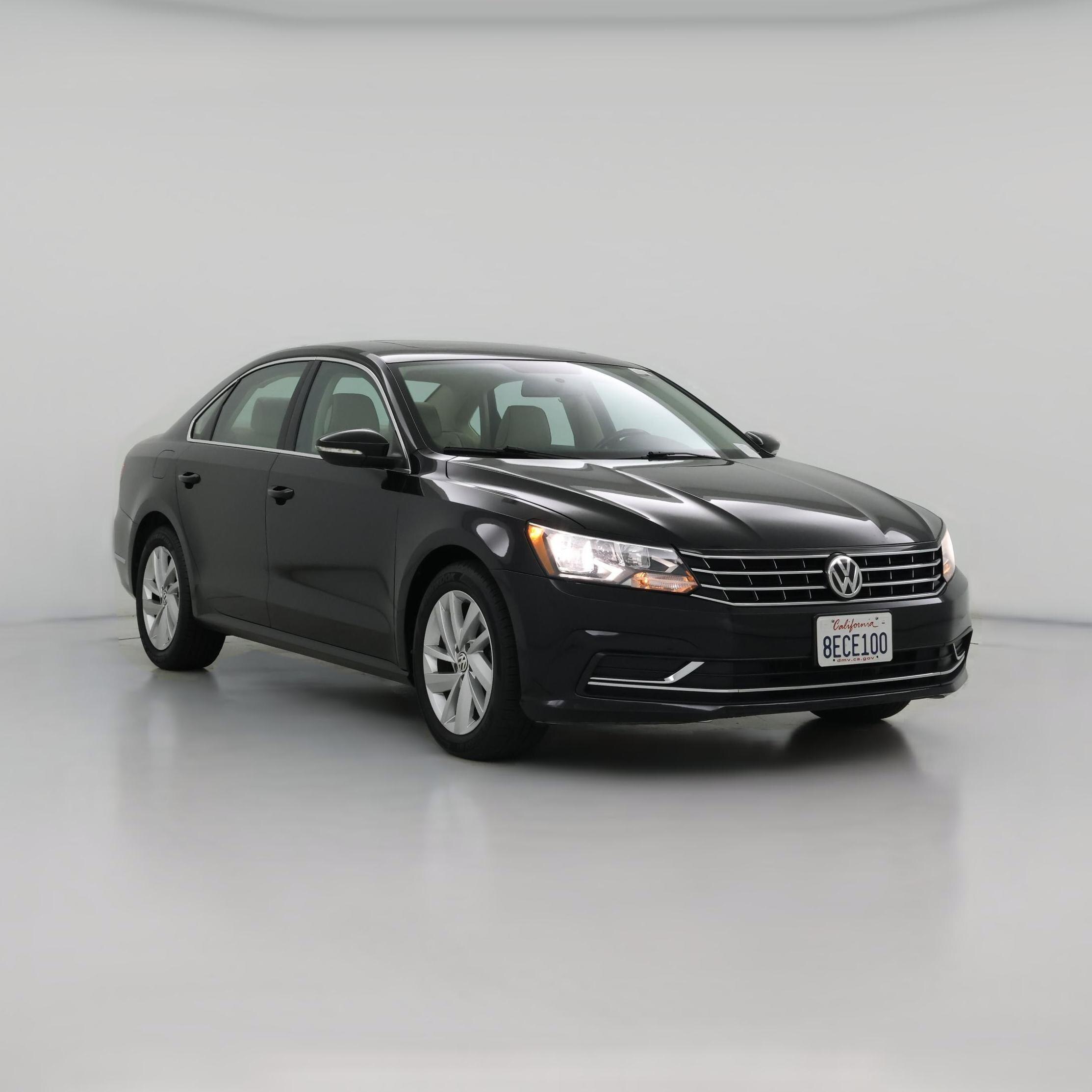 Thumbnail: 2018 Volkswagen Passat - 1