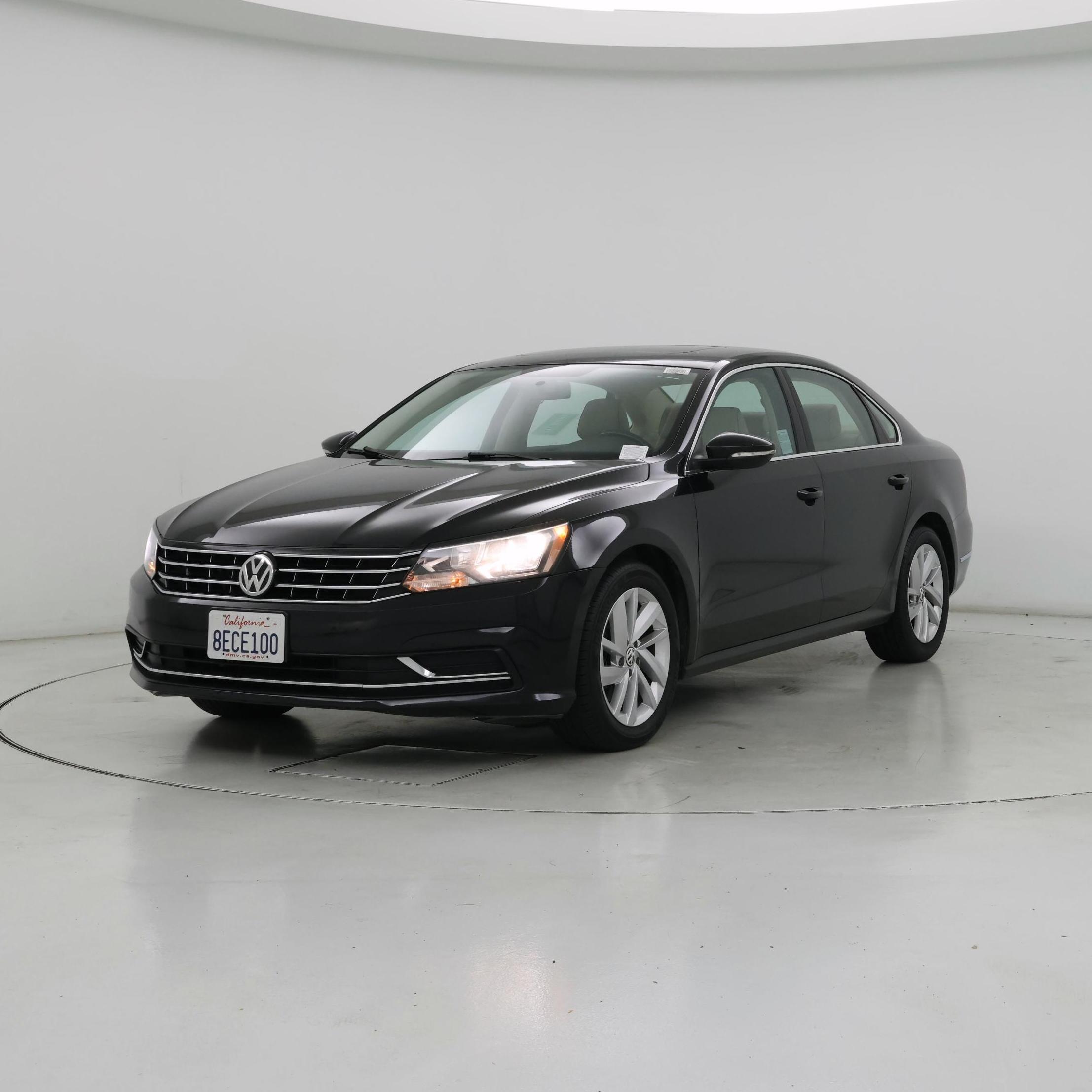 Thumbnail: 2018 Volkswagen Passat - 4