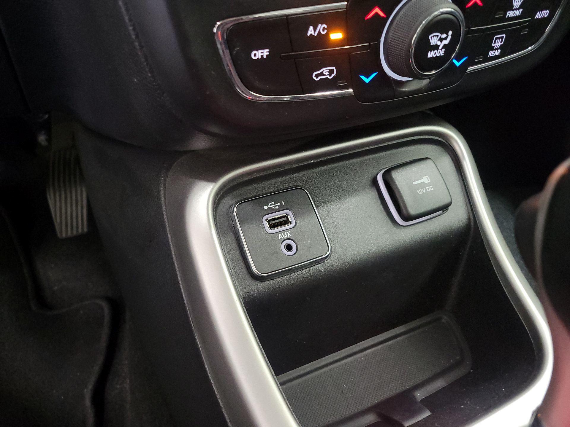 Thumbnail: 2019 Jeep Compass - 18