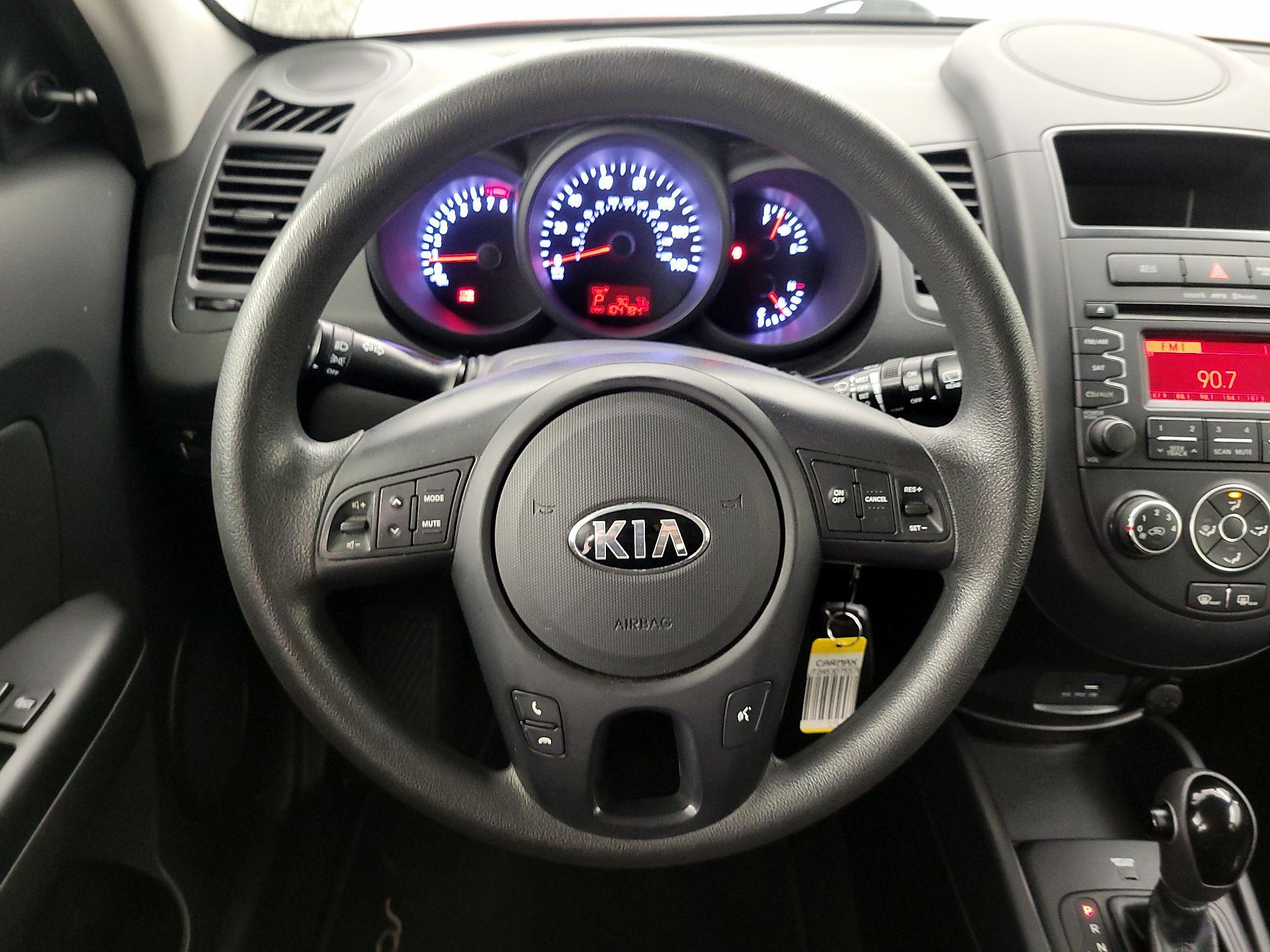 Thumbnail: 2013 Kia Soul - 10