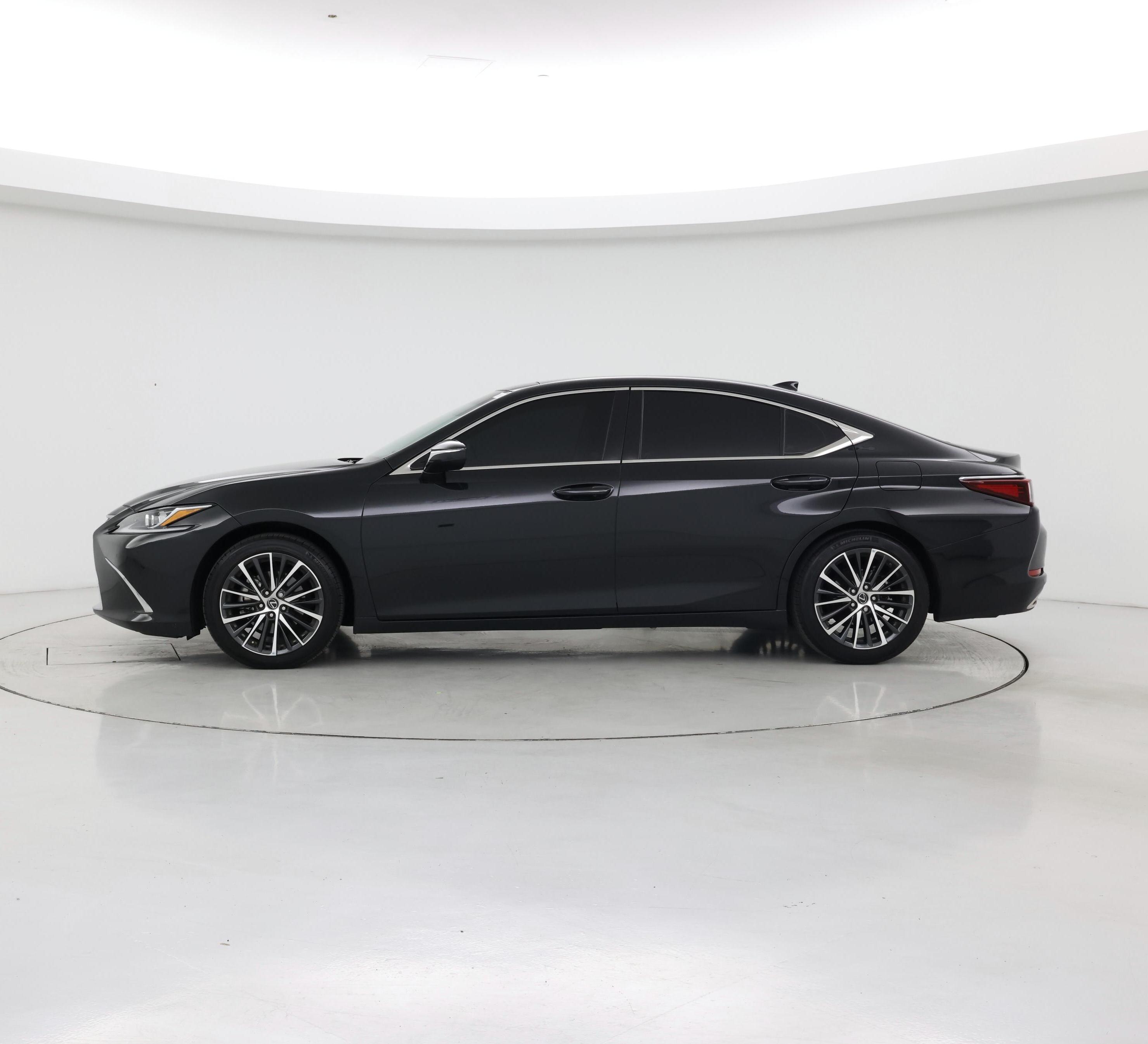 Thumbnail: 2024 Lexus ES - 3
