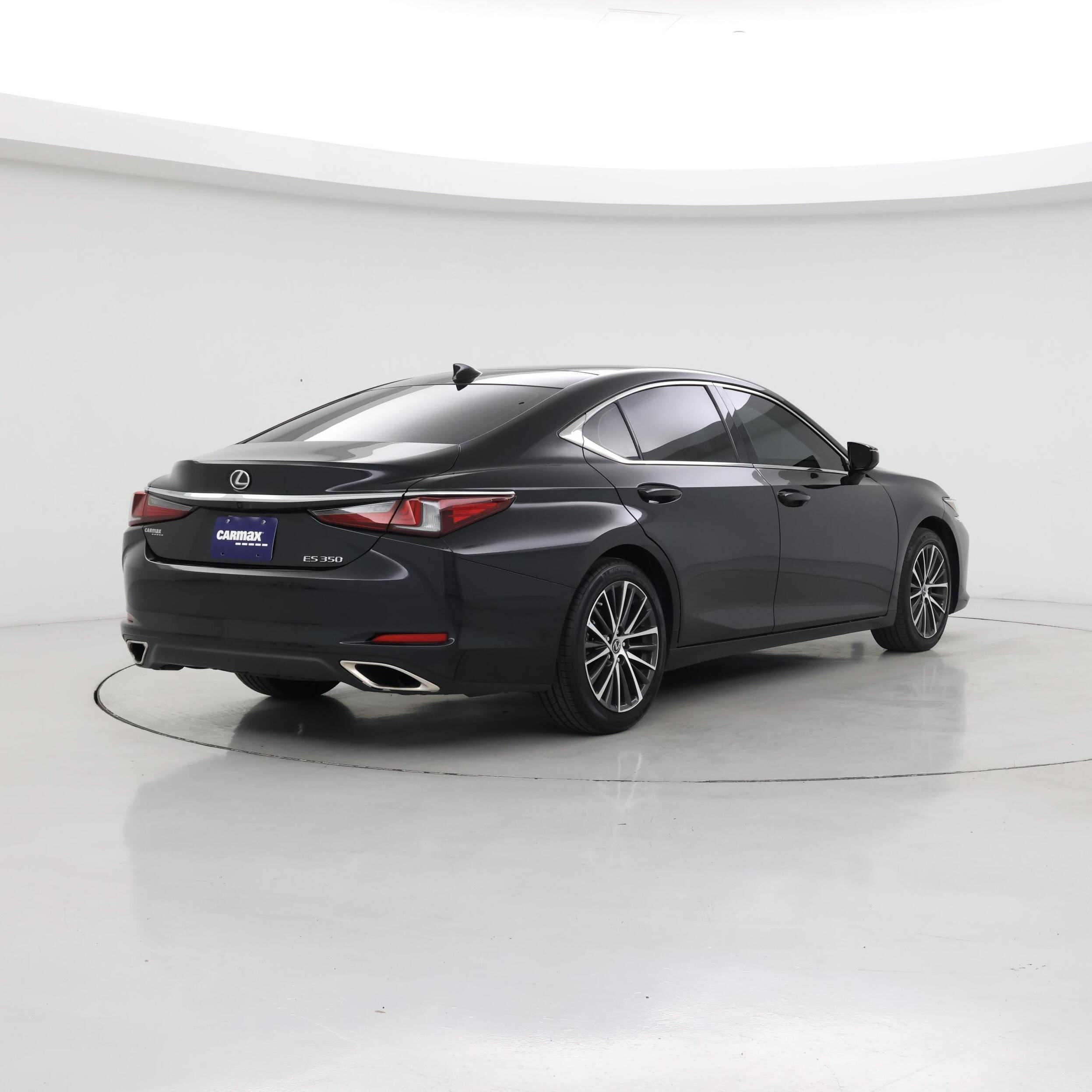 Thumbnail: 2024 Lexus ES - 8