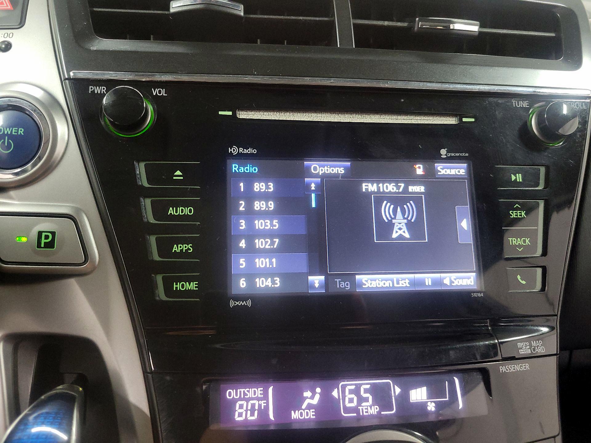 Thumbnail: 2017 Toyota Prius v - 16