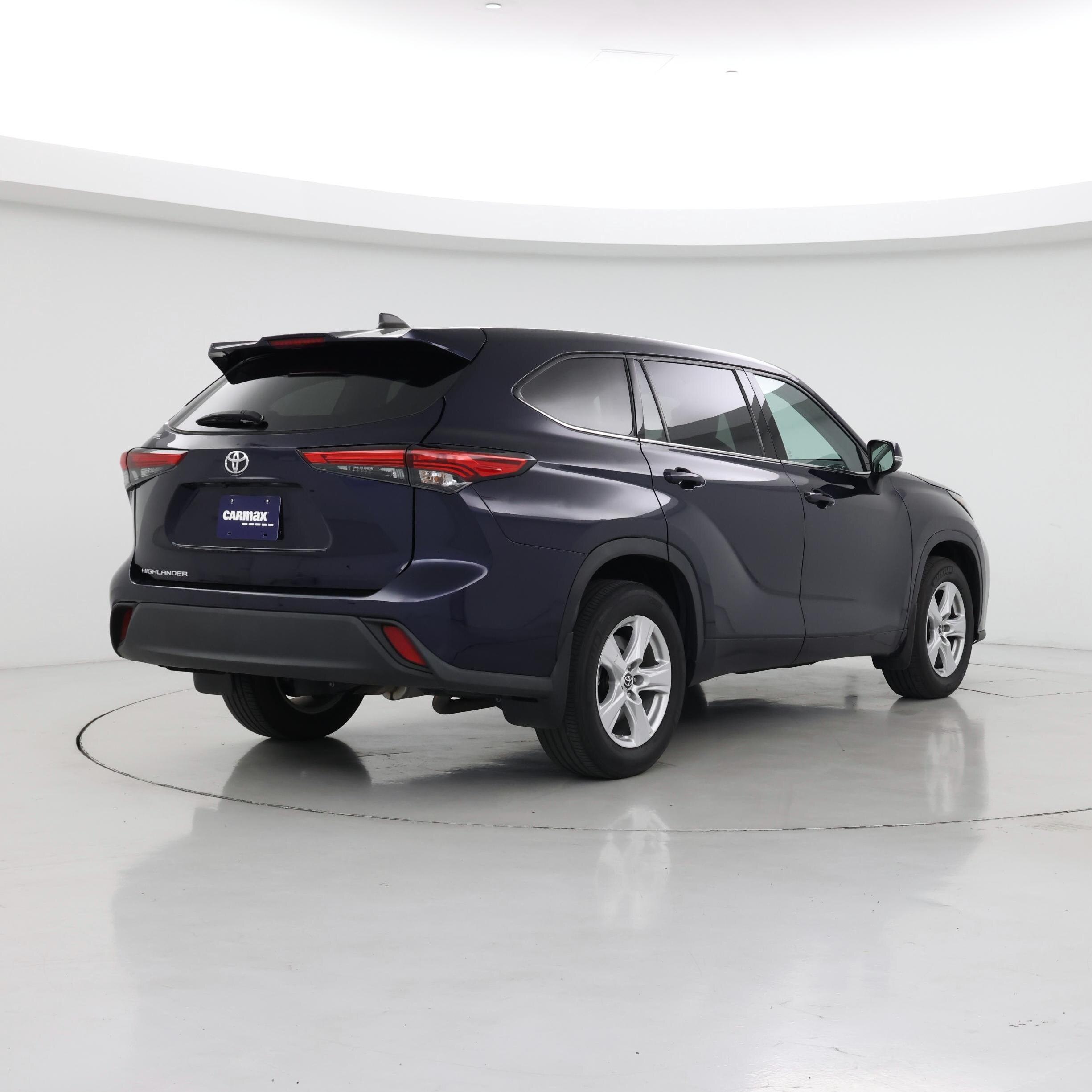 Thumbnail: 2022 Toyota Highlander - 8