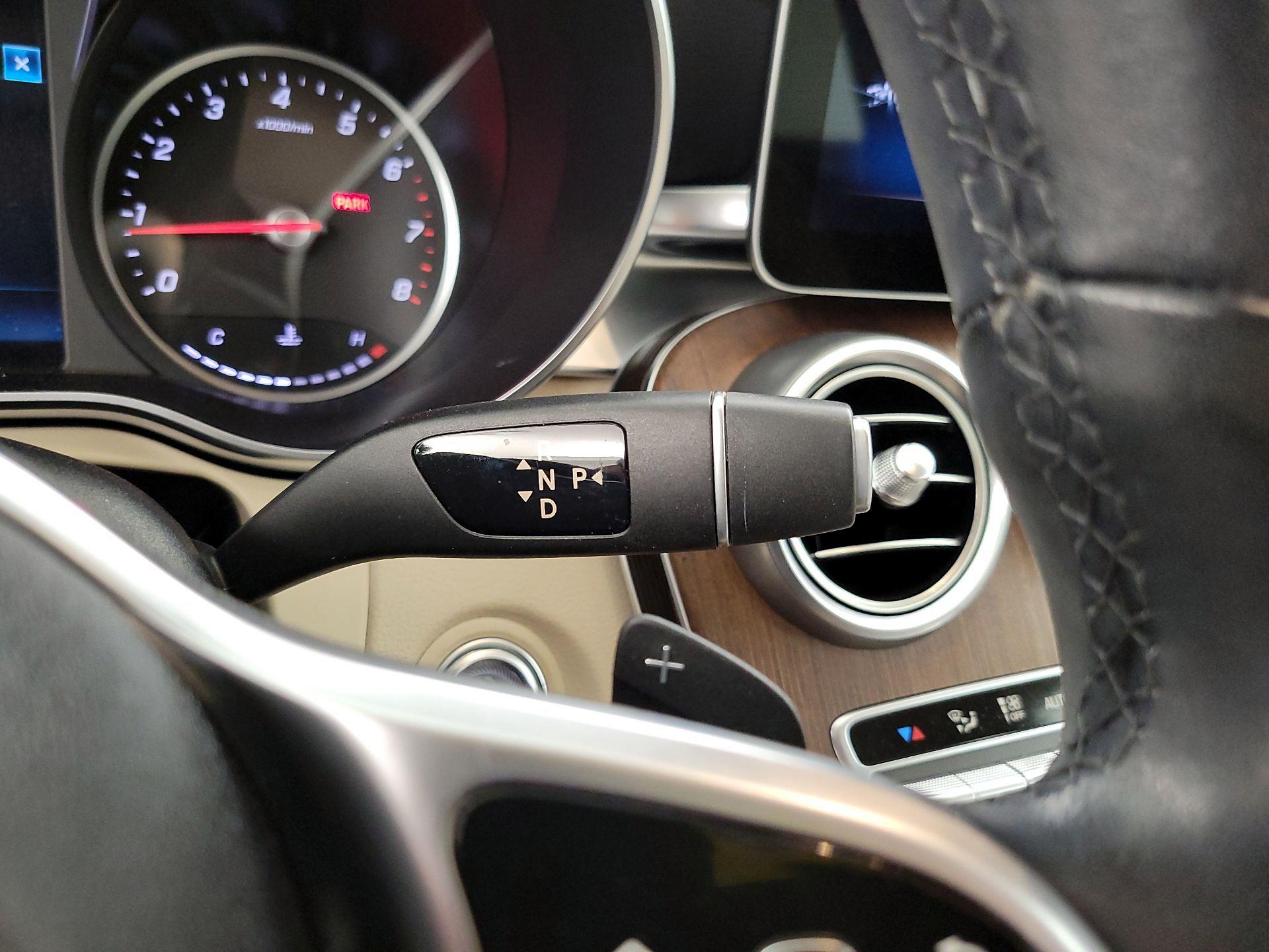 Thumbnail: 2019 Mercedes-Benz C-Class - 17