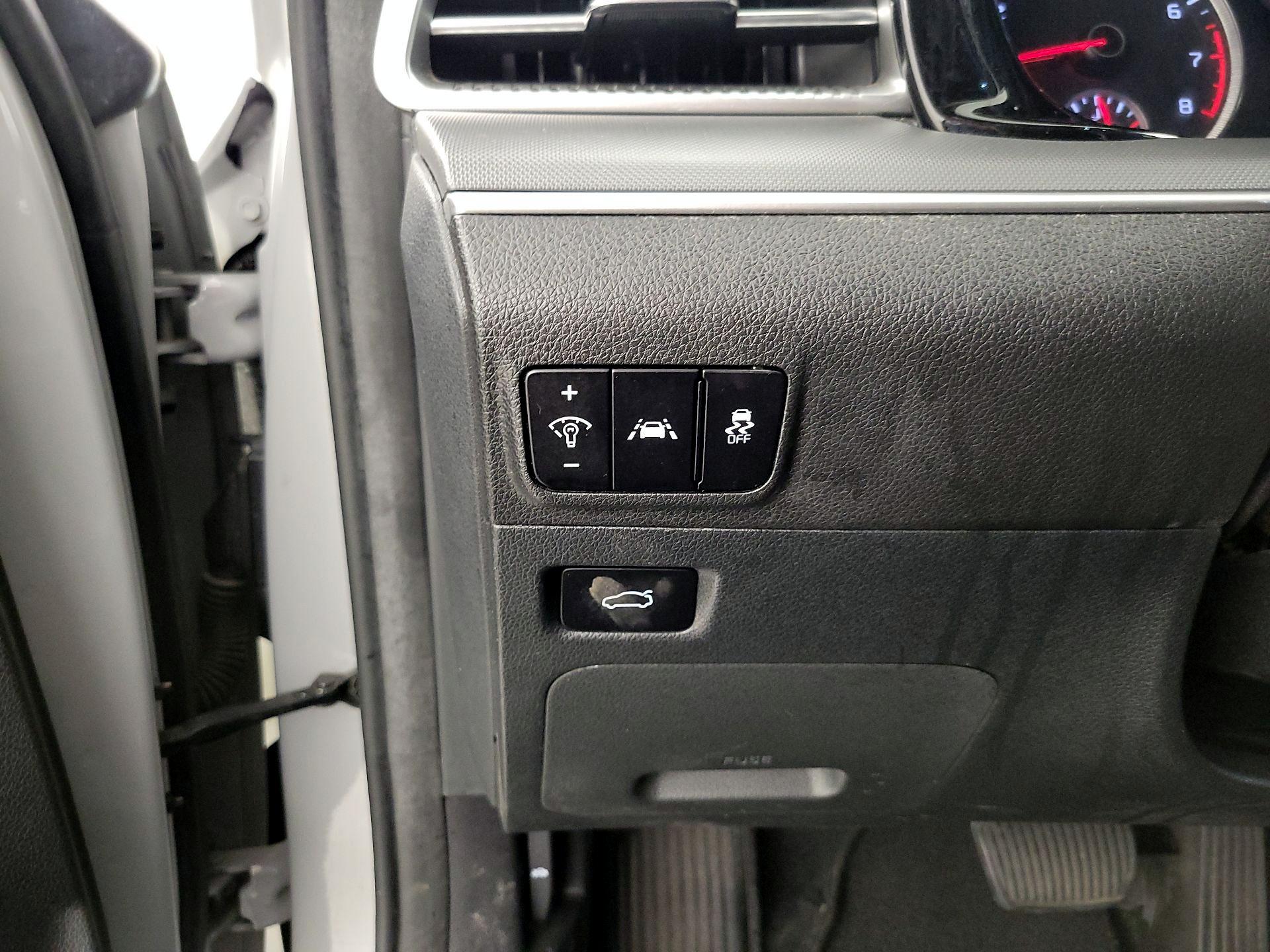 Thumbnail: 2021 Kia K5 - 13