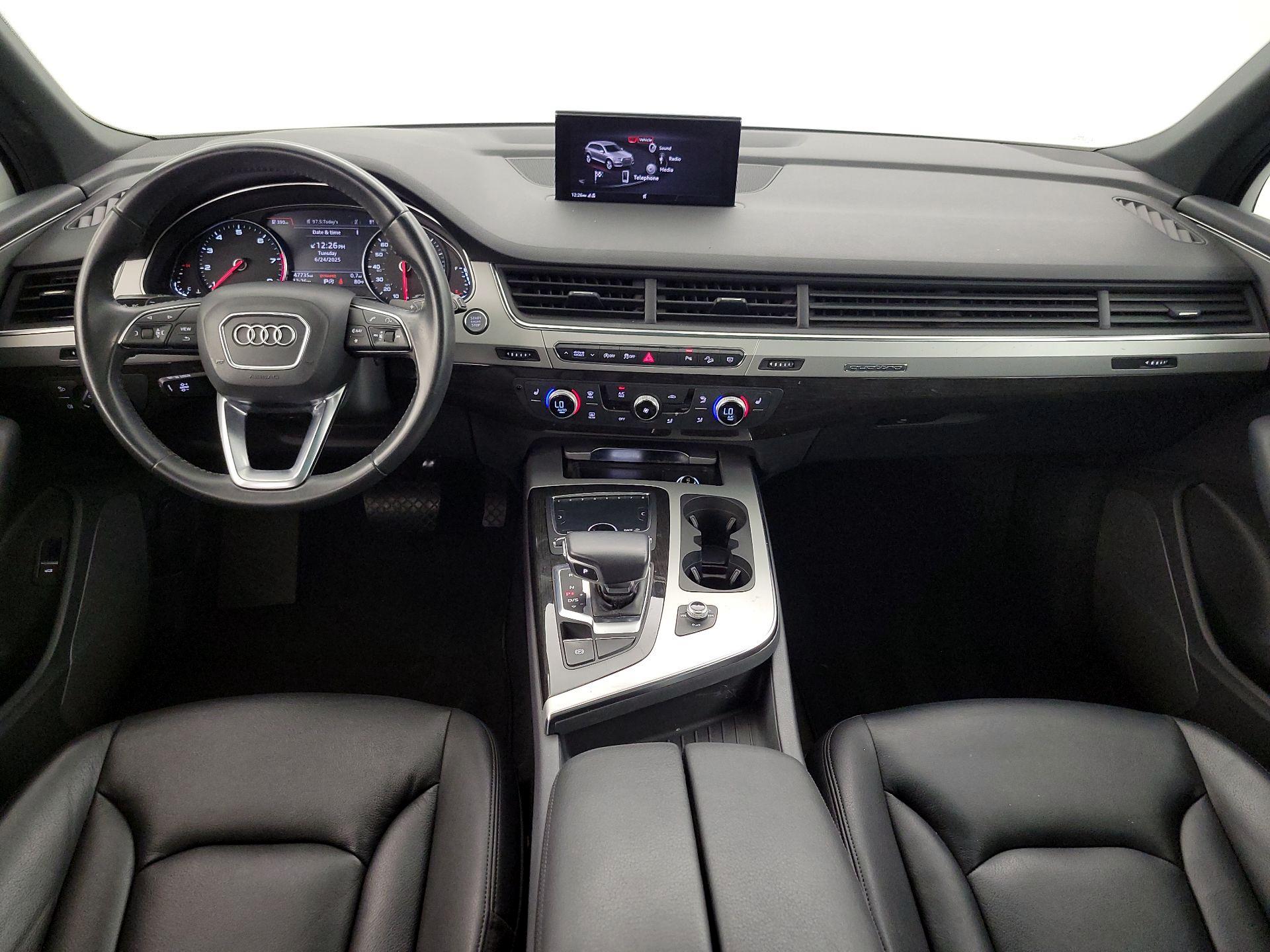Thumbnail: 2019 Audi Q7 - 9