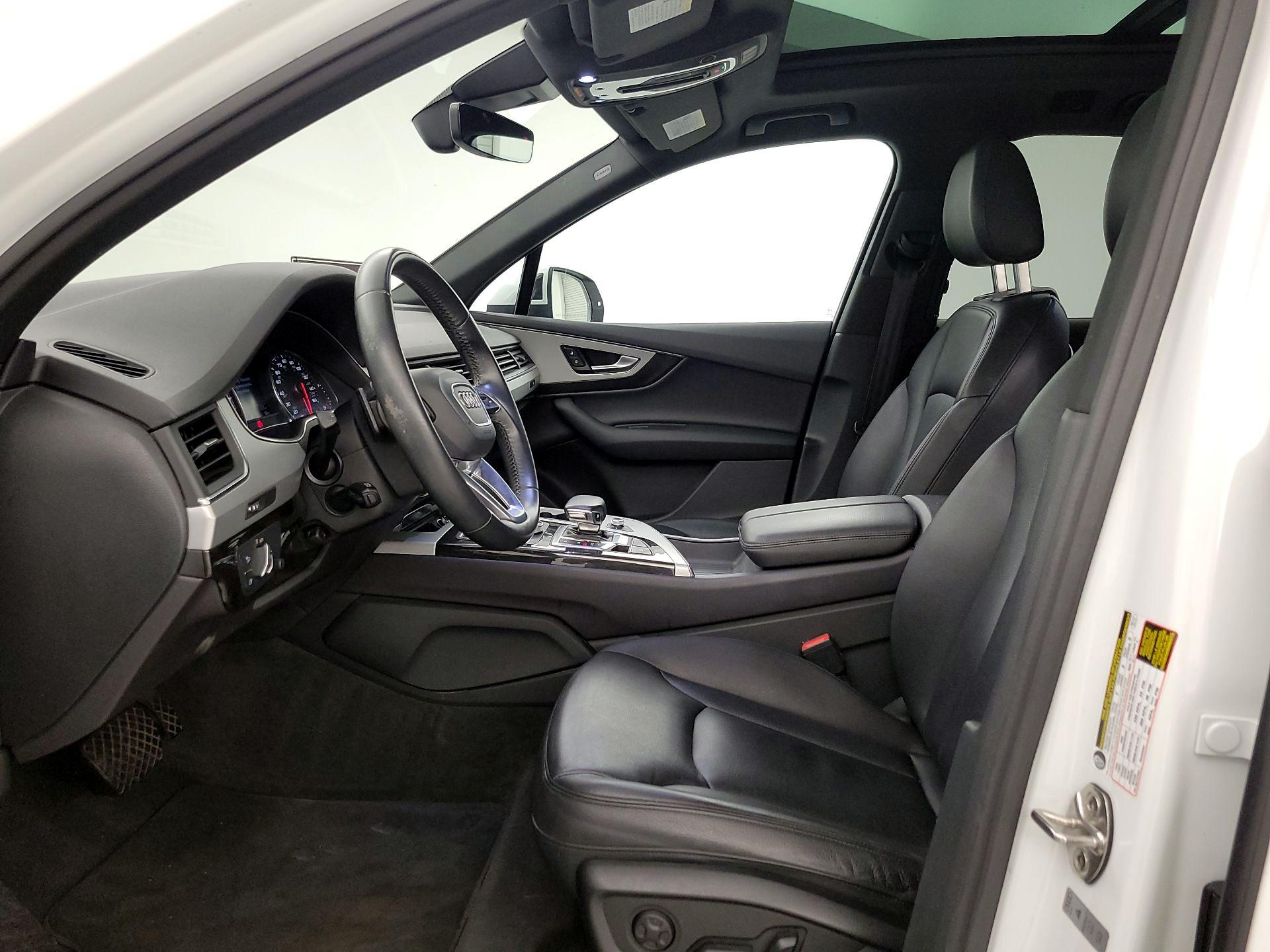 Thumbnail: 2019 Audi Q7 - 11