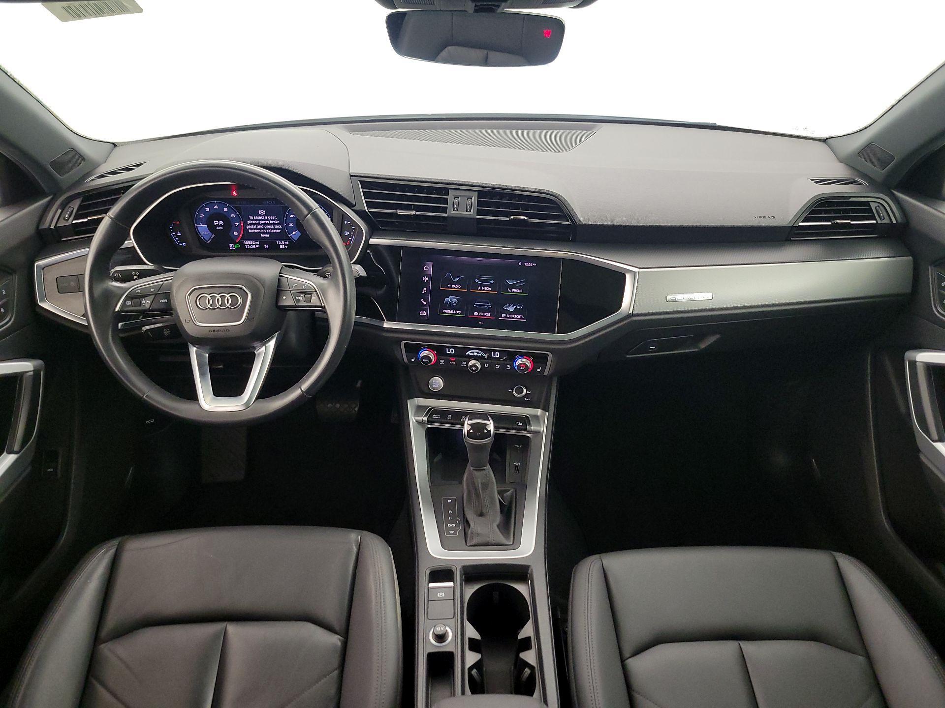Thumbnail: 2020 Audi Q3 - 9