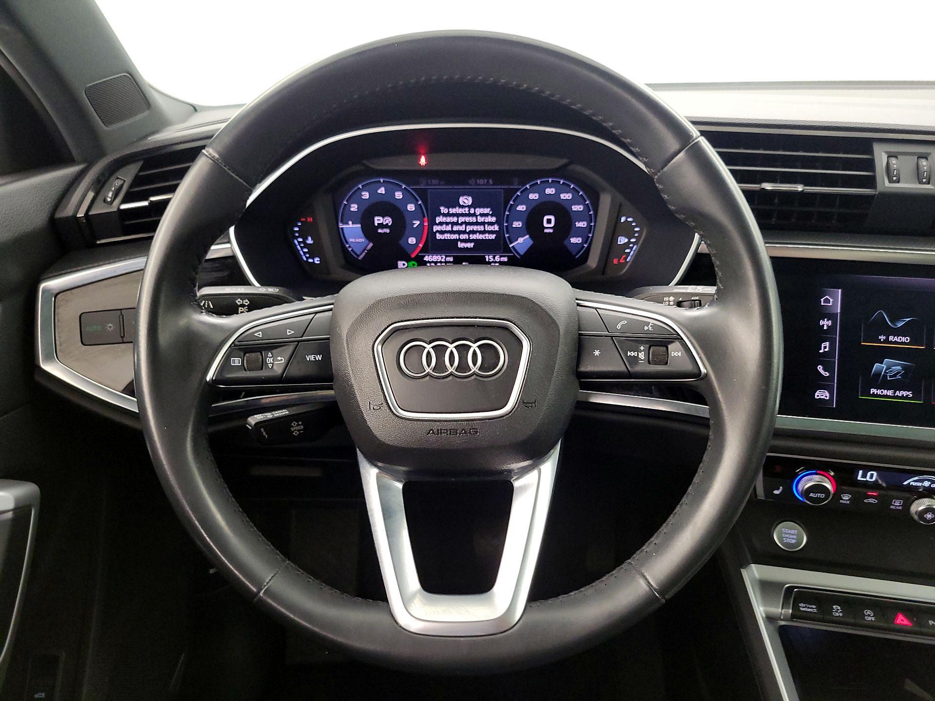 Thumbnail: 2020 Audi Q3 - 10