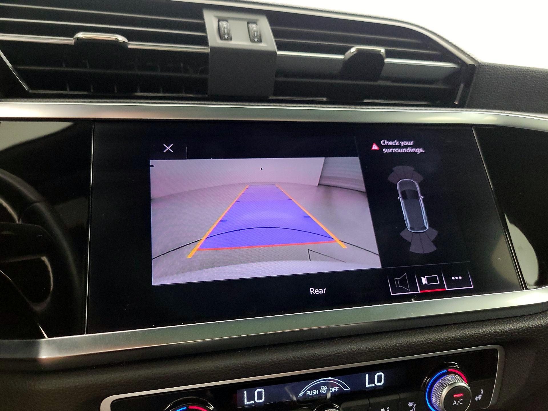 Thumbnail: 2020 Audi Q3 - 14