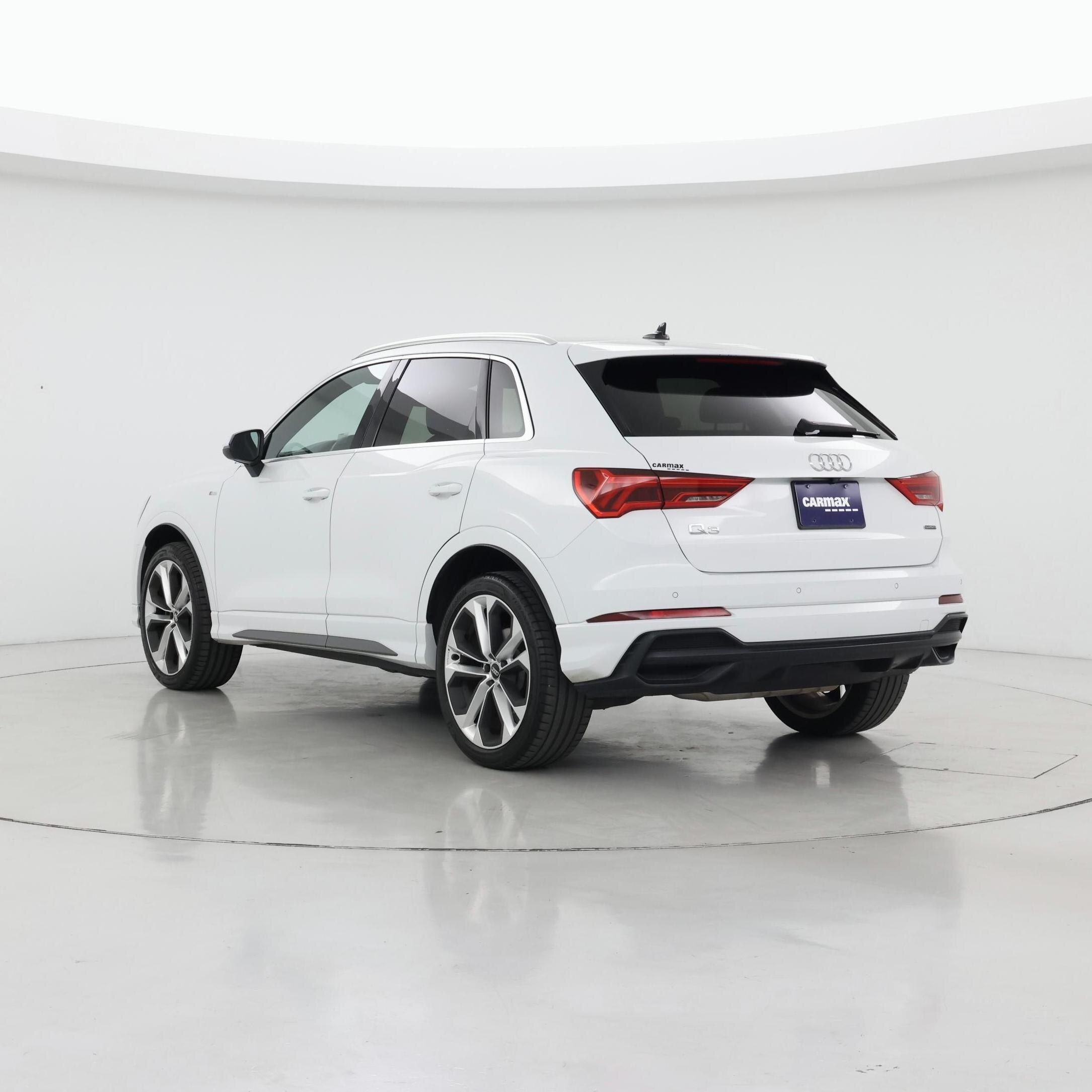 Thumbnail: 2020 Audi Q3 - 2