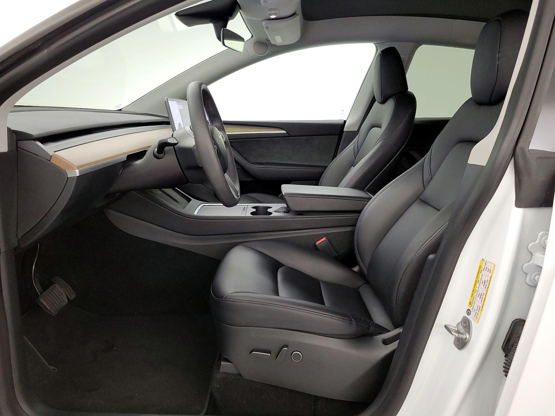 Thumbnail: 2023 Tesla Model Y - 11