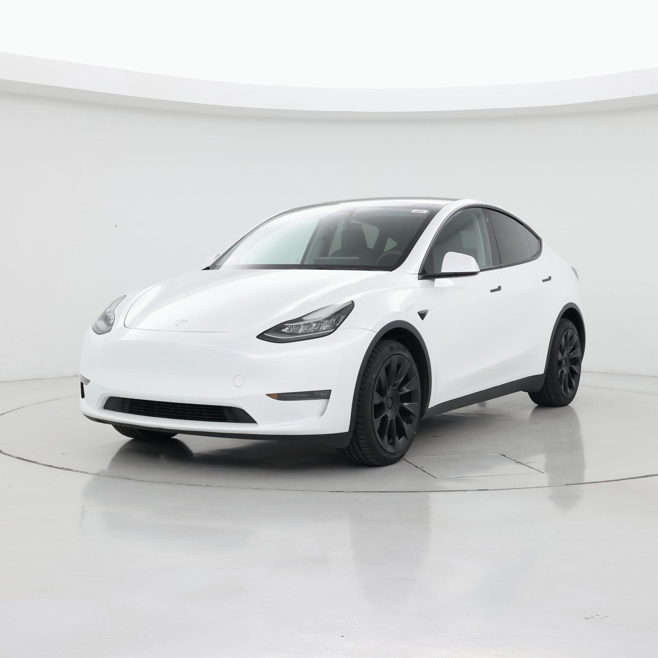 Thumbnail: 2023 Tesla Model Y - 4