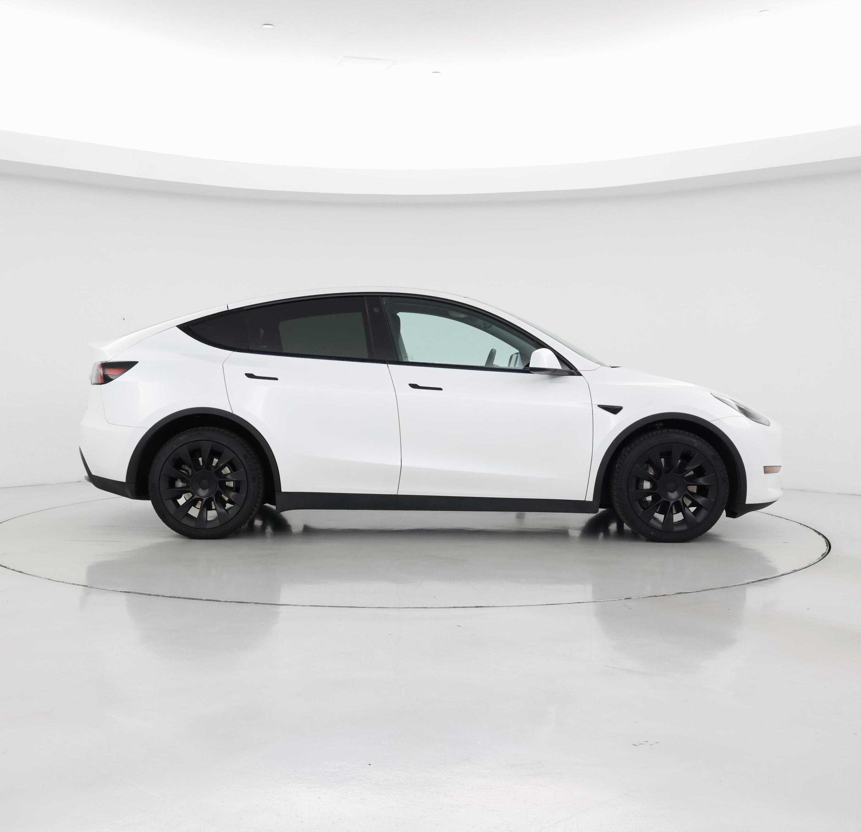 Thumbnail: 2023 Tesla Model Y - 7