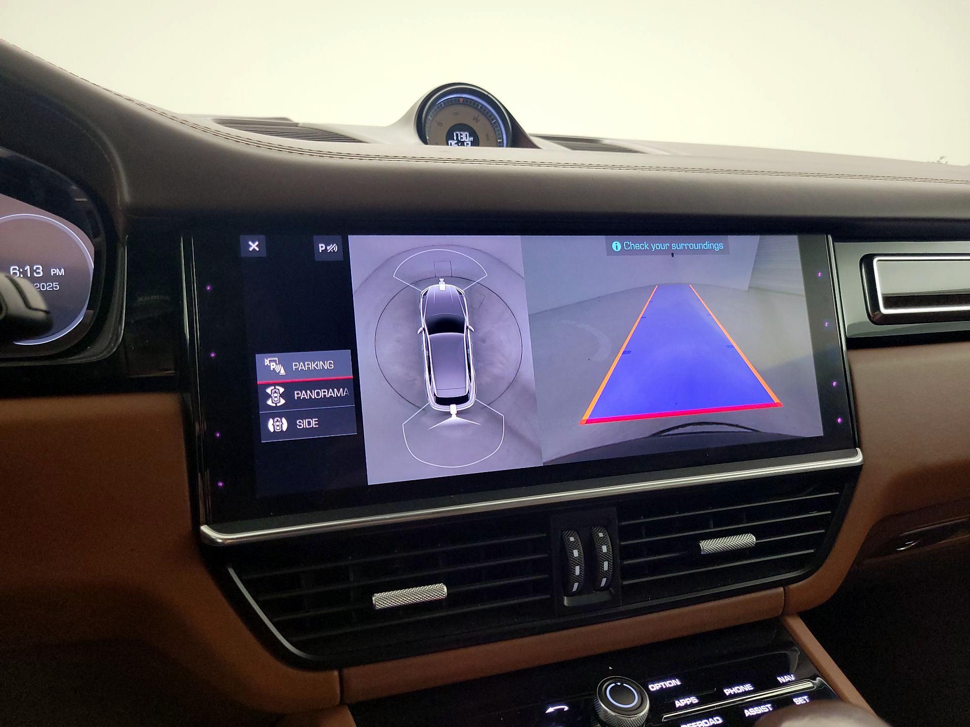 Thumbnail: 2019 Porsche Cayenne - 15