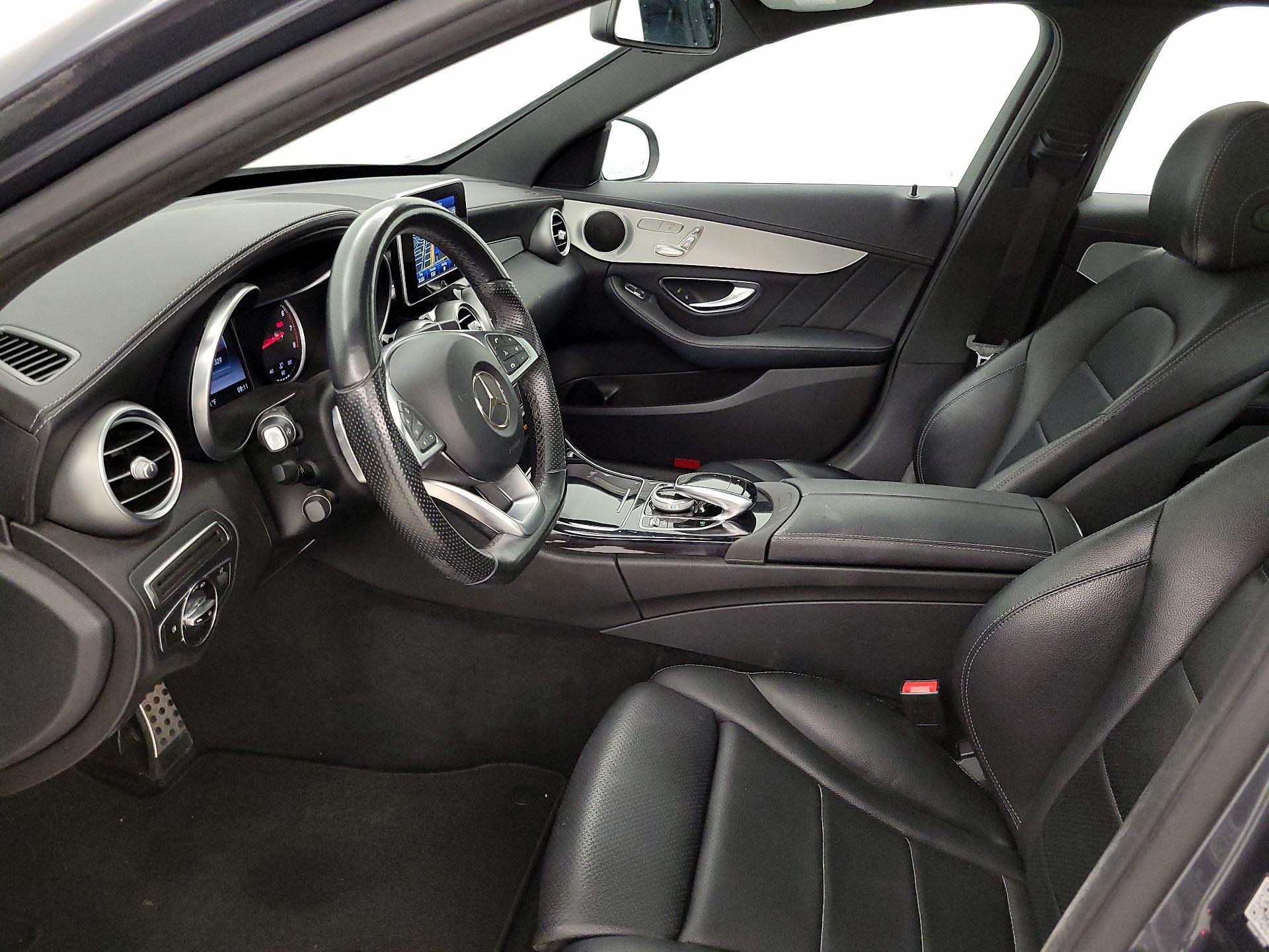 Thumbnail: 2015 Mercedes-Benz C-Class - 11