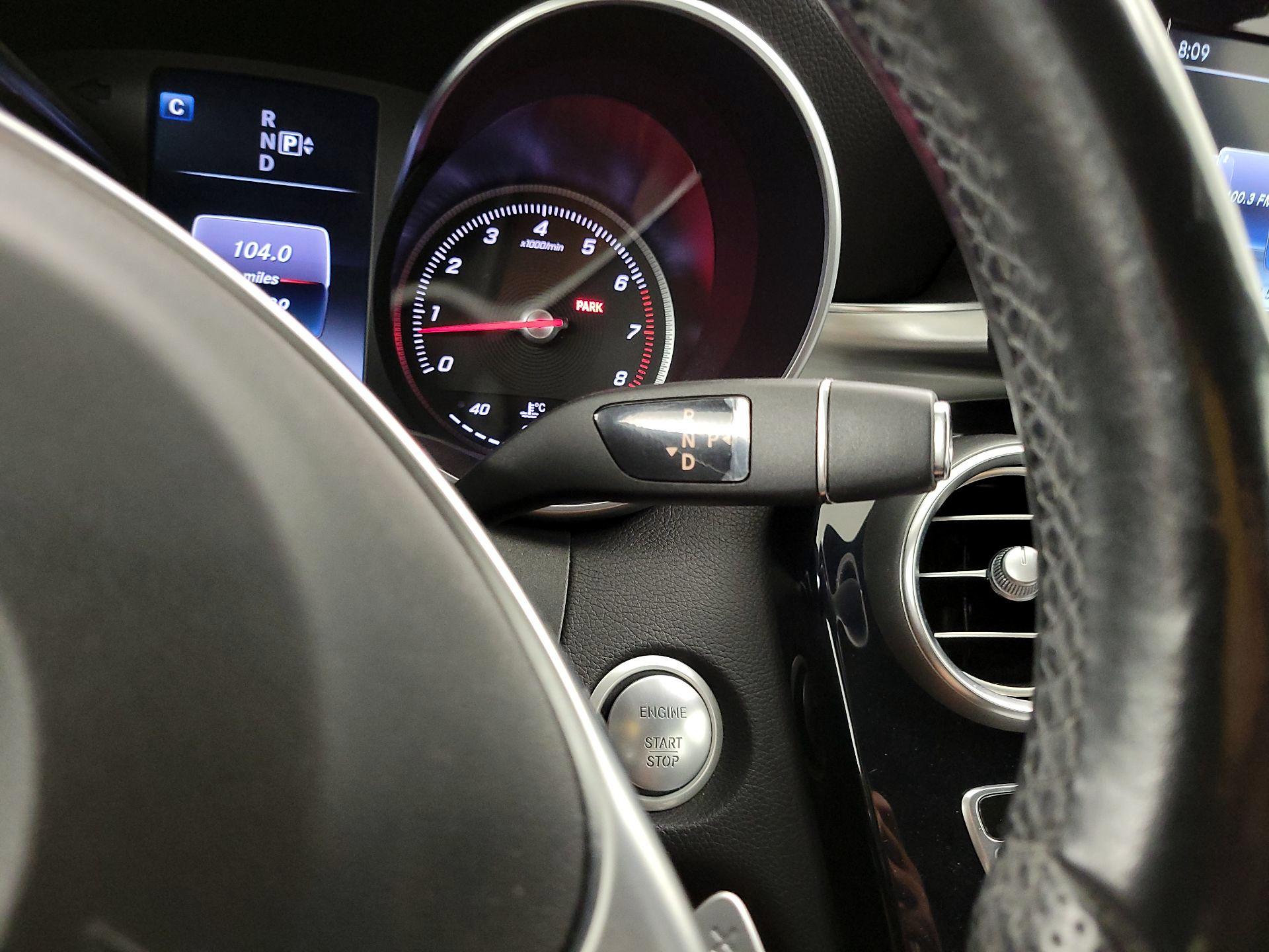 Thumbnail: 2015 Mercedes-Benz C-Class - 17