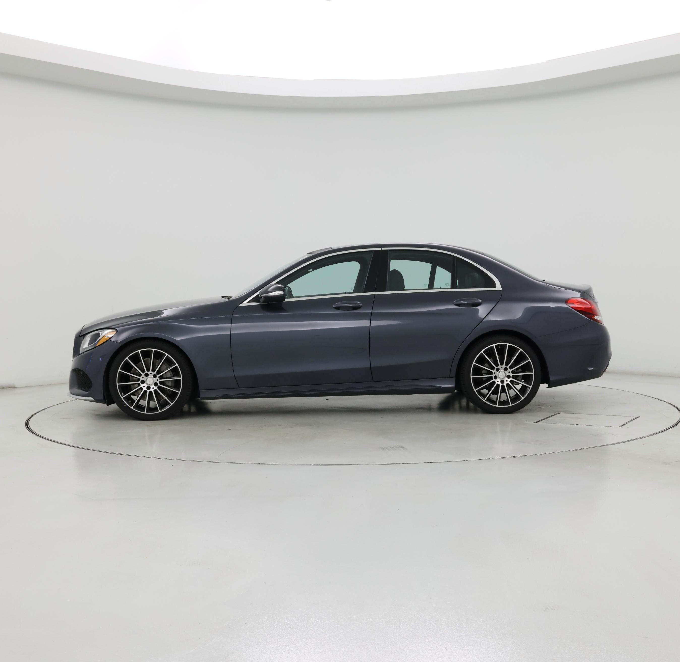 Thumbnail: 2015 Mercedes-Benz C-Class - 3