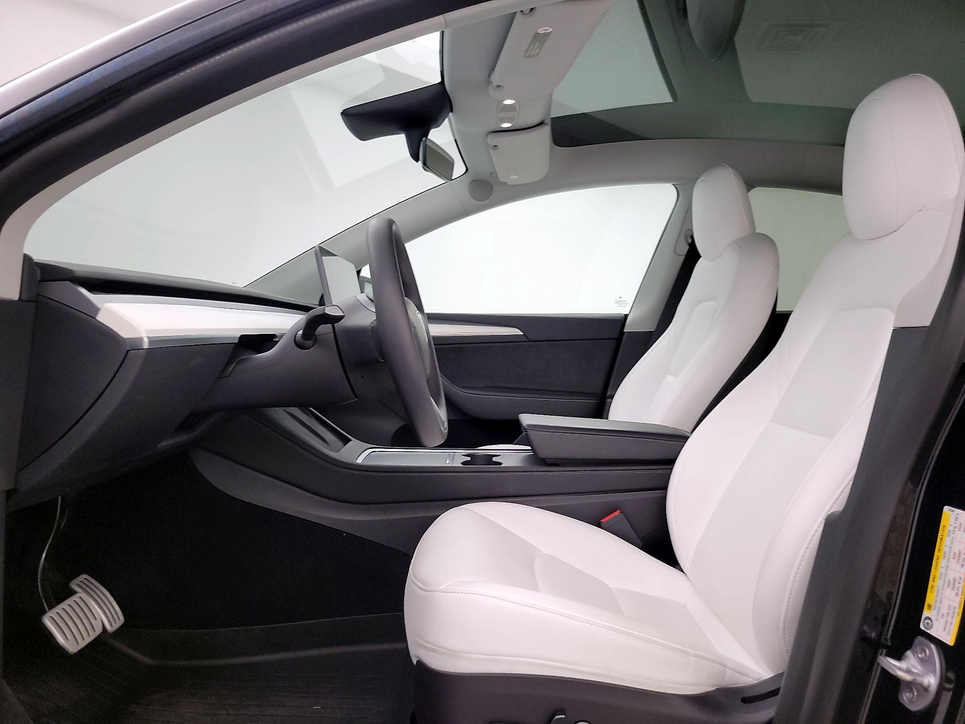 Thumbnail: 2023 Tesla Model Y - 11
