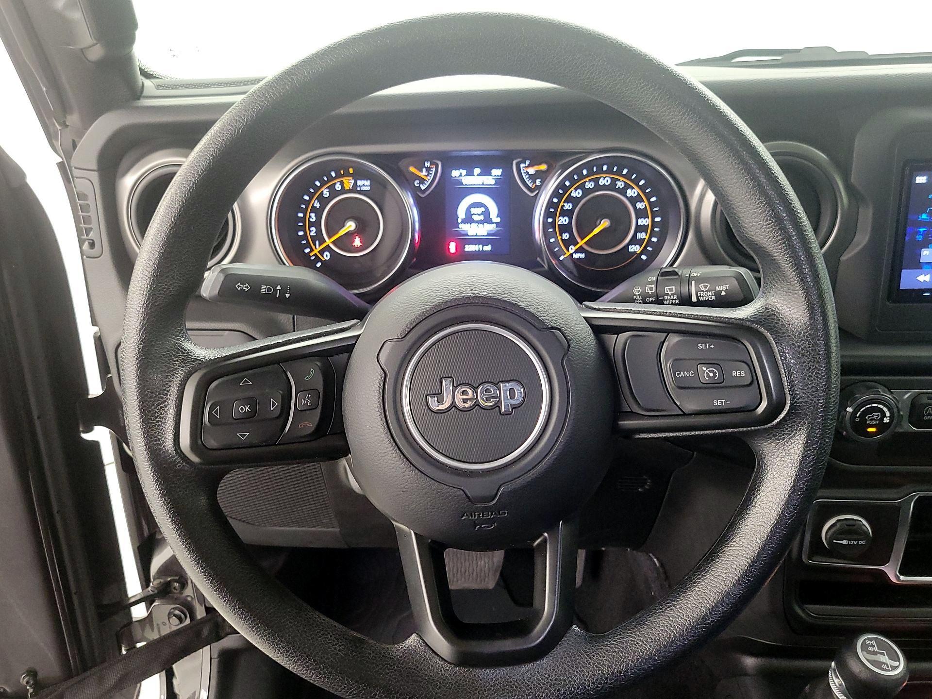 Thumbnail: 2021 Jeep Wrangler - 10