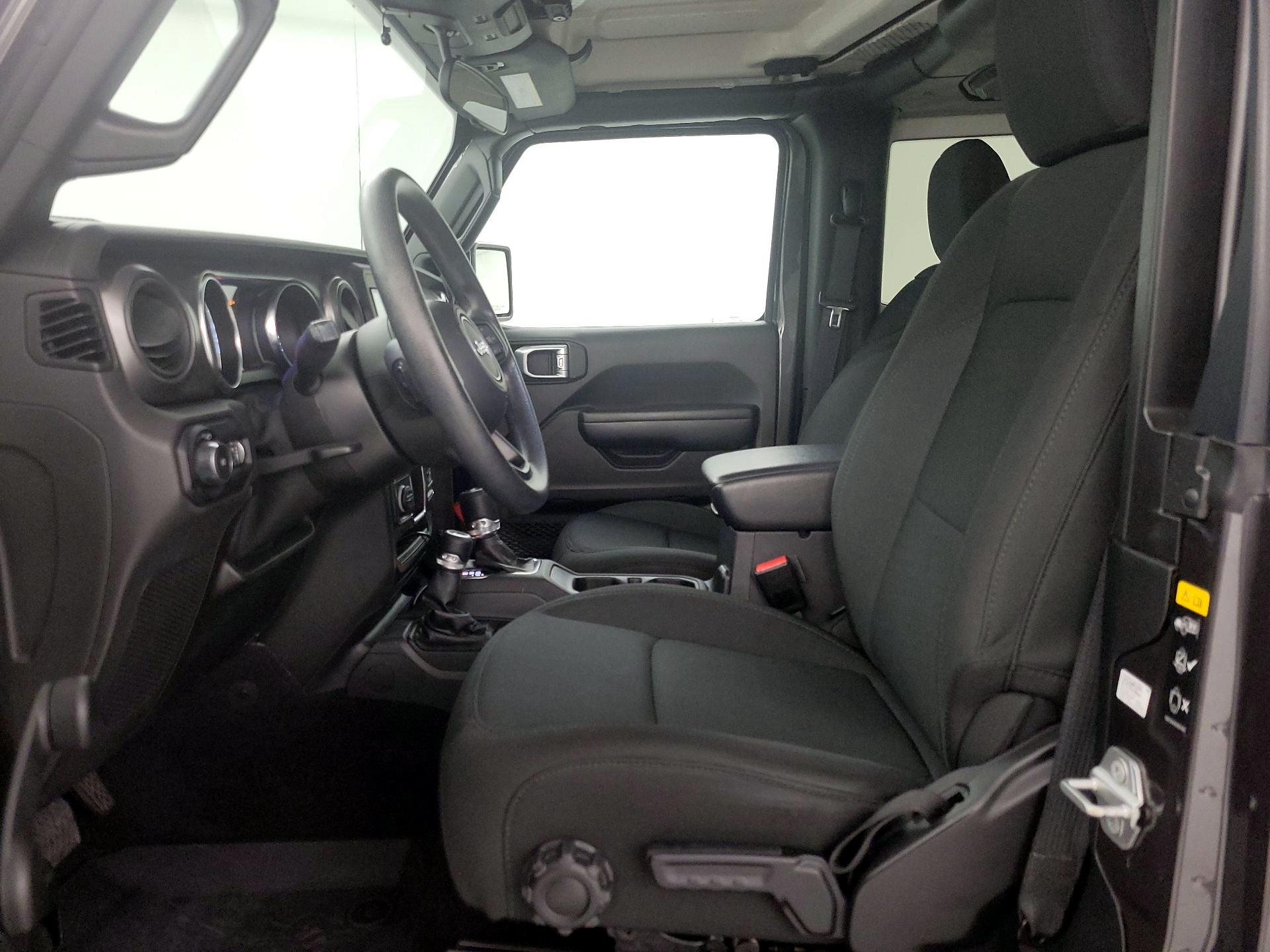 Thumbnail: 2021 Jeep Wrangler - 11