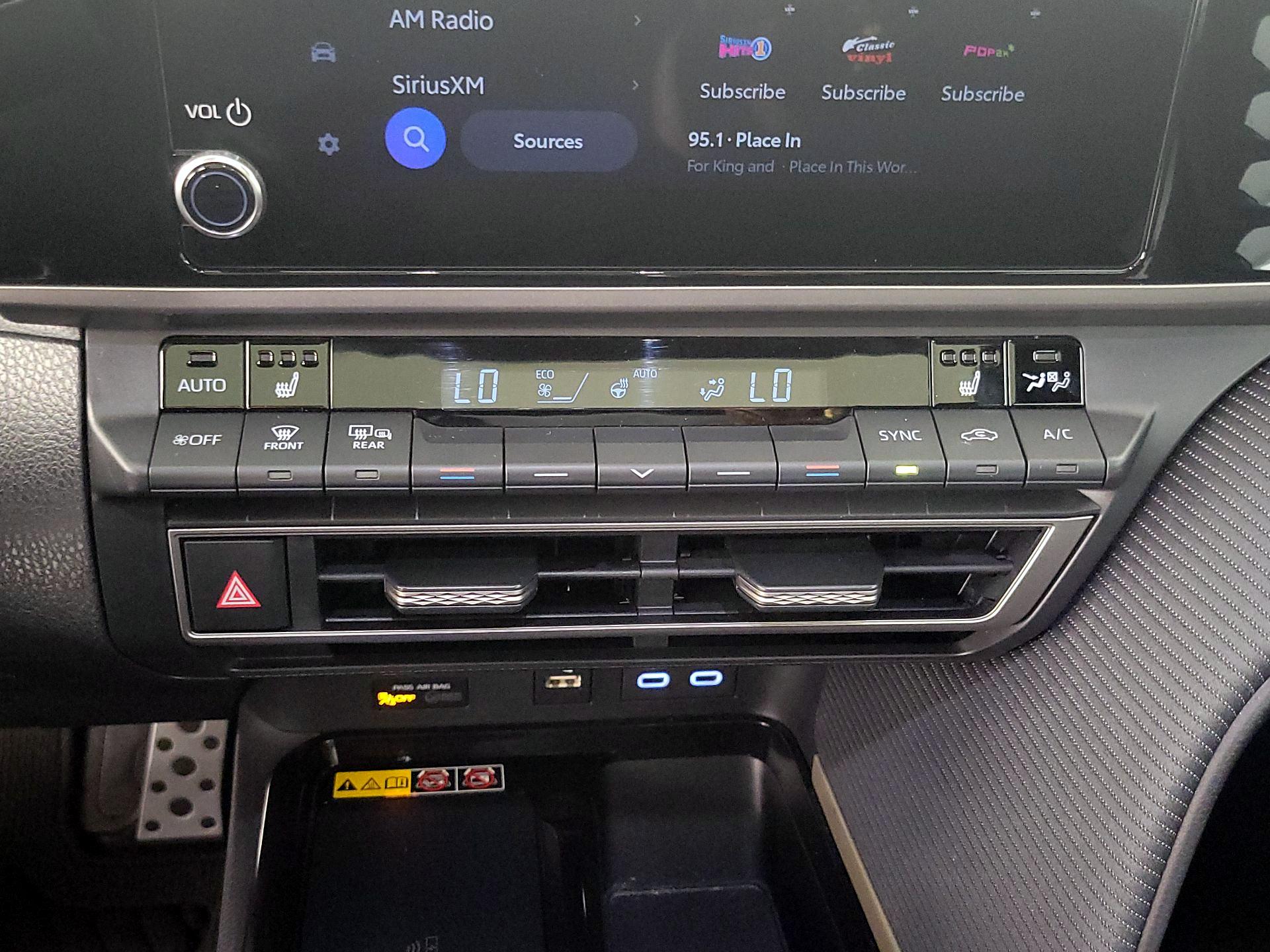 Thumbnail: 2025 Toyota Camry - 16
