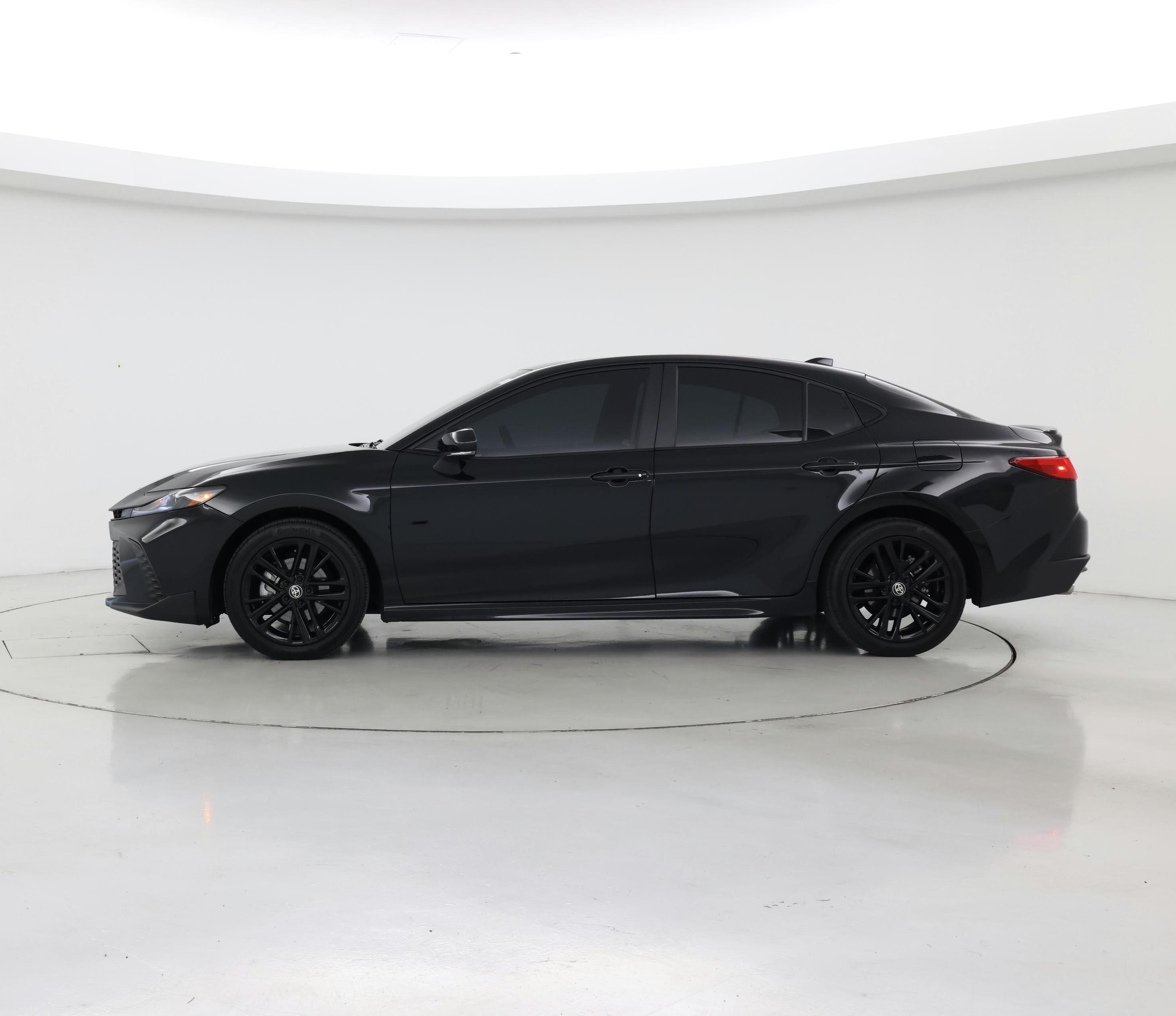 Thumbnail: 2025 Toyota Camry - 3
