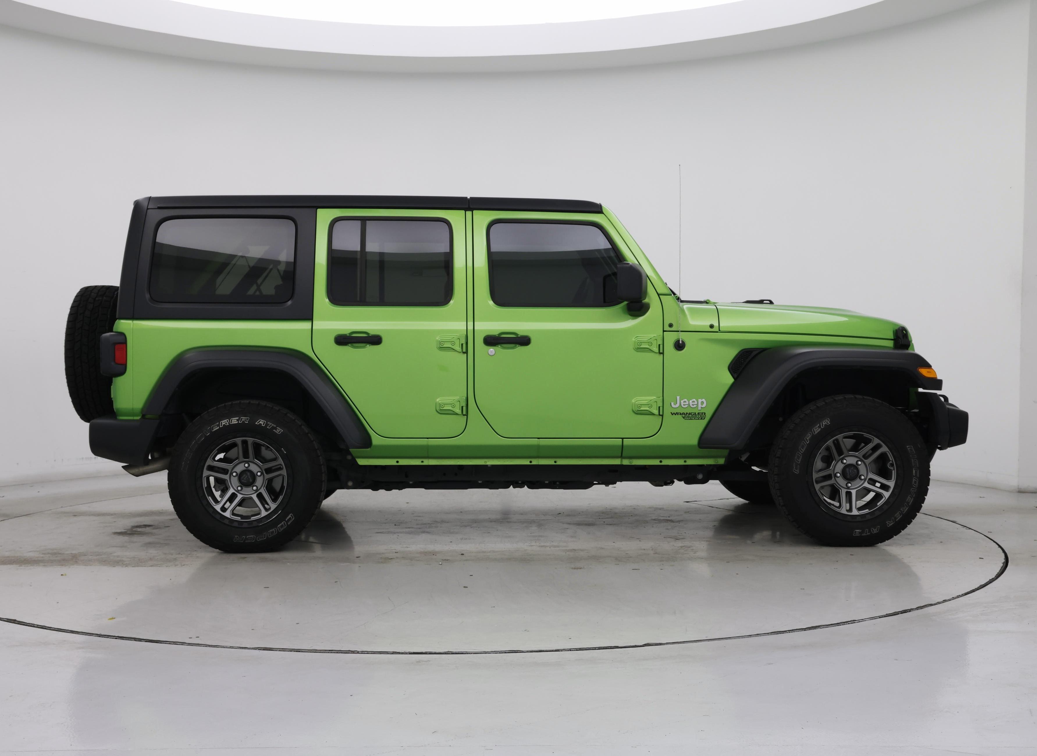 Thumbnail: 2019 Jeep Wrangler - 7