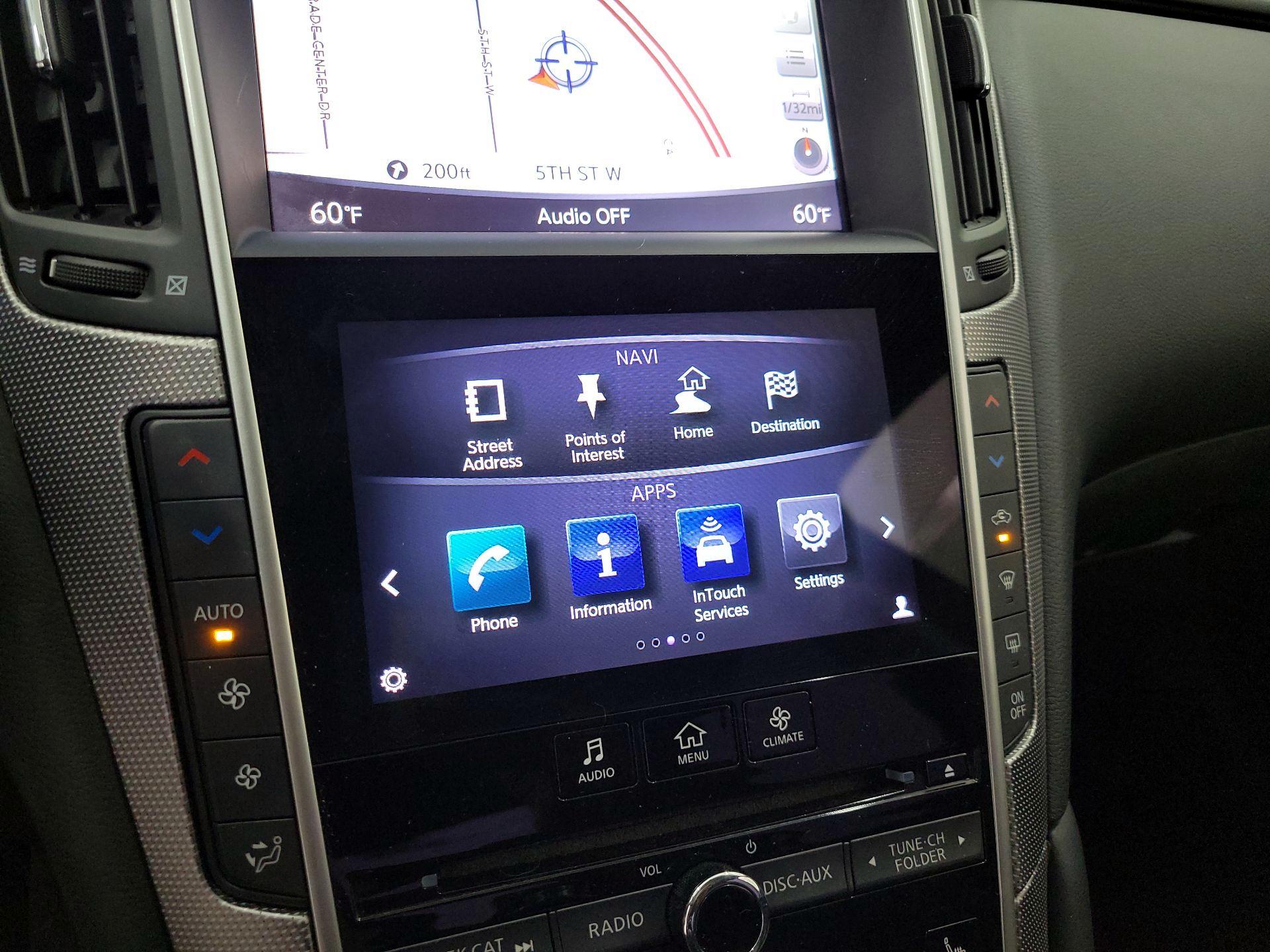 Thumbnail: 2016 INFINITI Q50 - 16