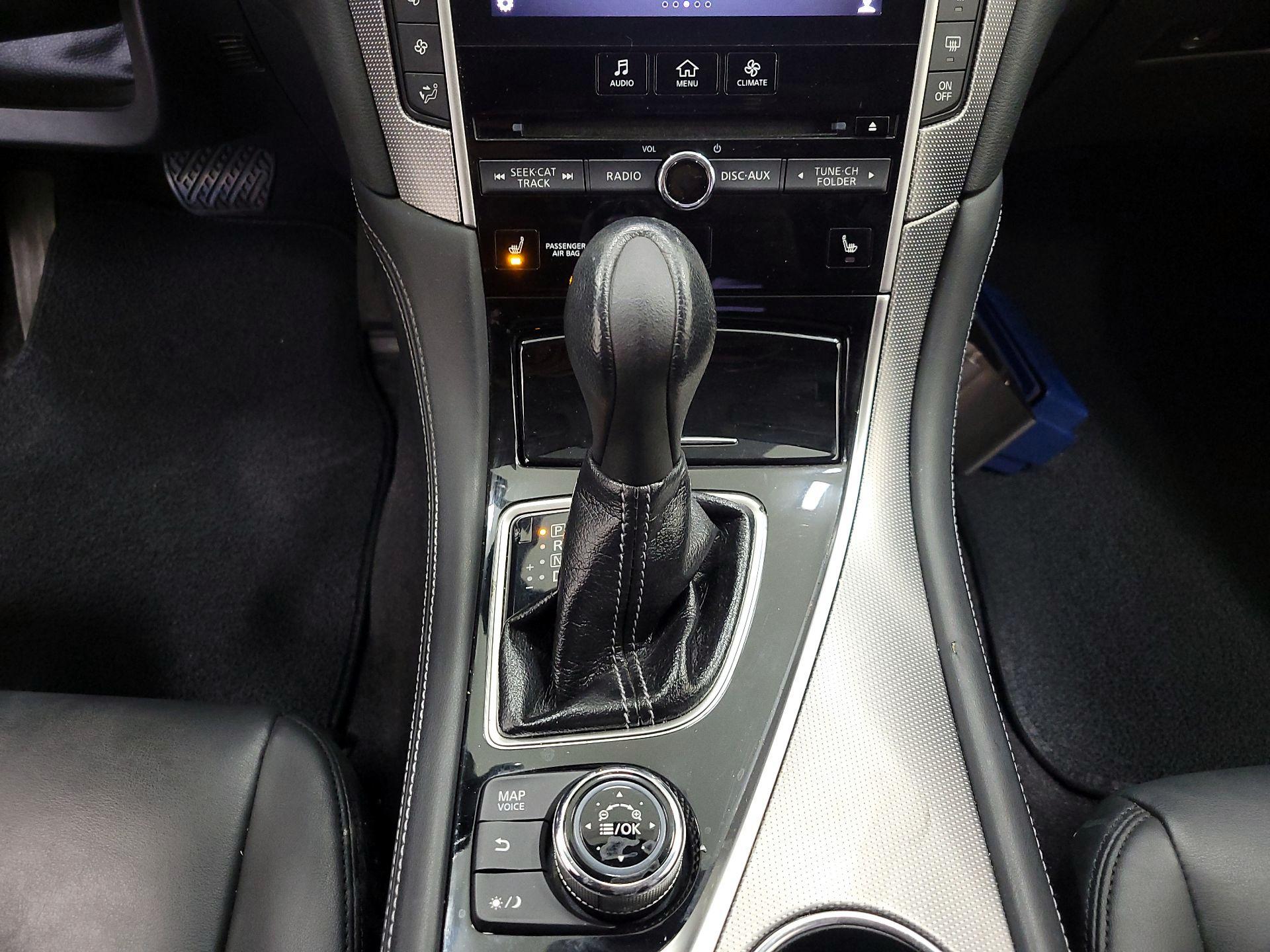 Thumbnail: 2016 INFINITI Q50 - 18