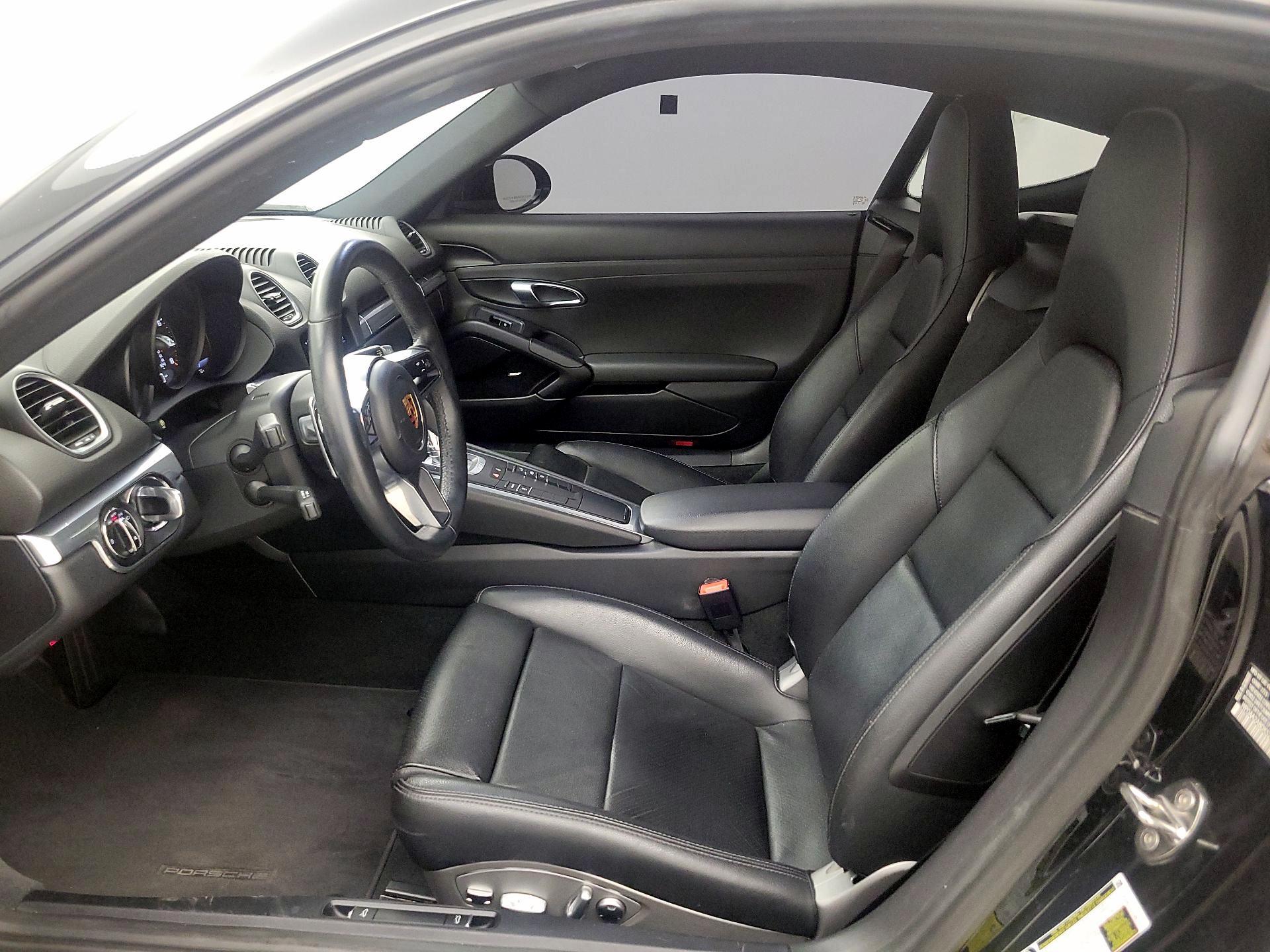Thumbnail: 2019 Porsche 718 Cayman - 11